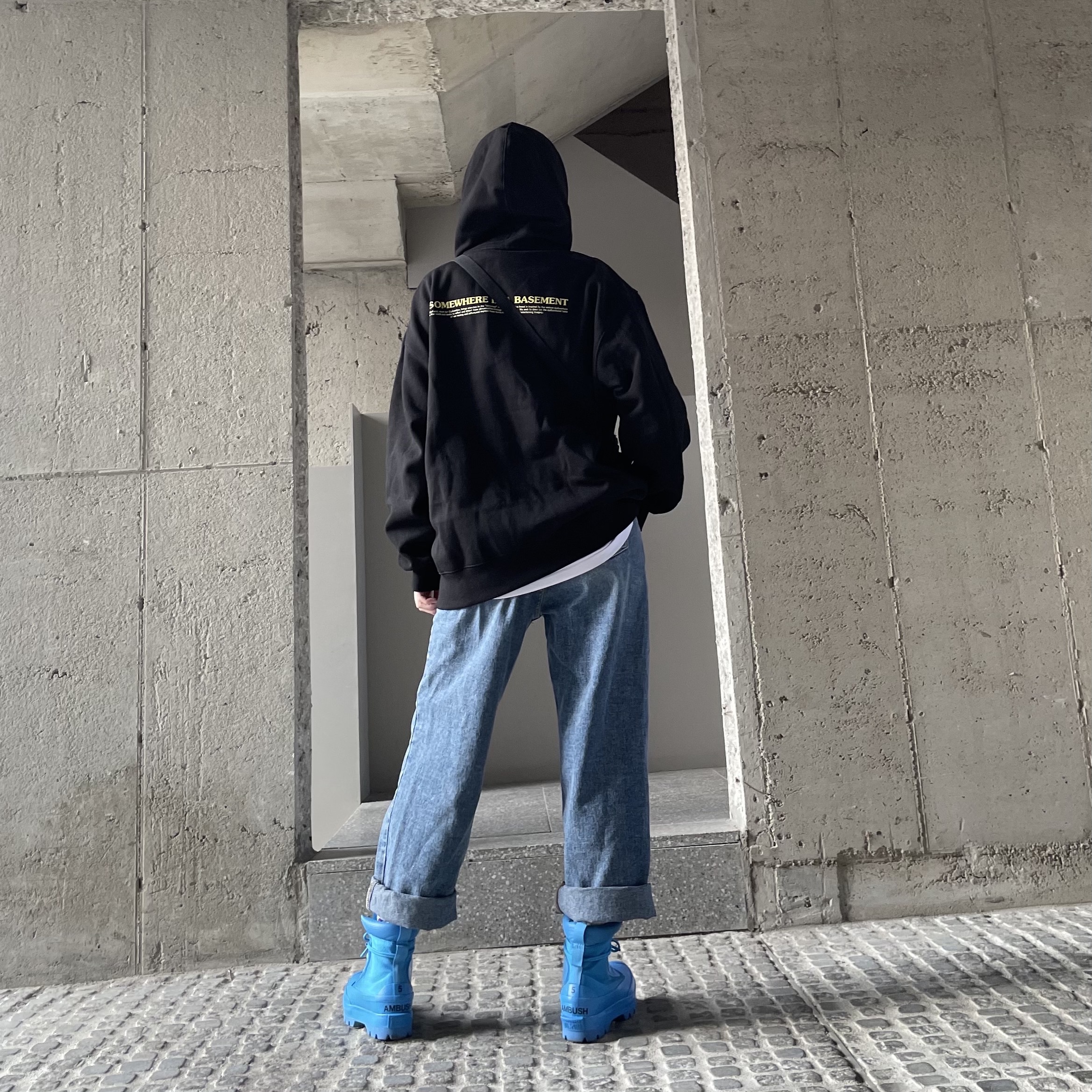 Converse x Ambush Chuck Taylor All Star Duck Boot Blithe 착용 스타일 - 3