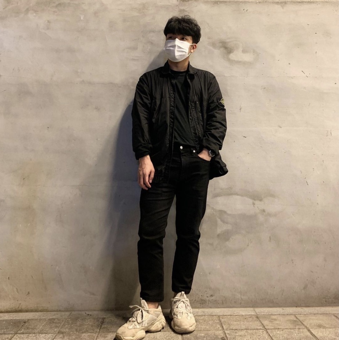 Adidas Yeezy 500 Blush 2018 착용 스타일