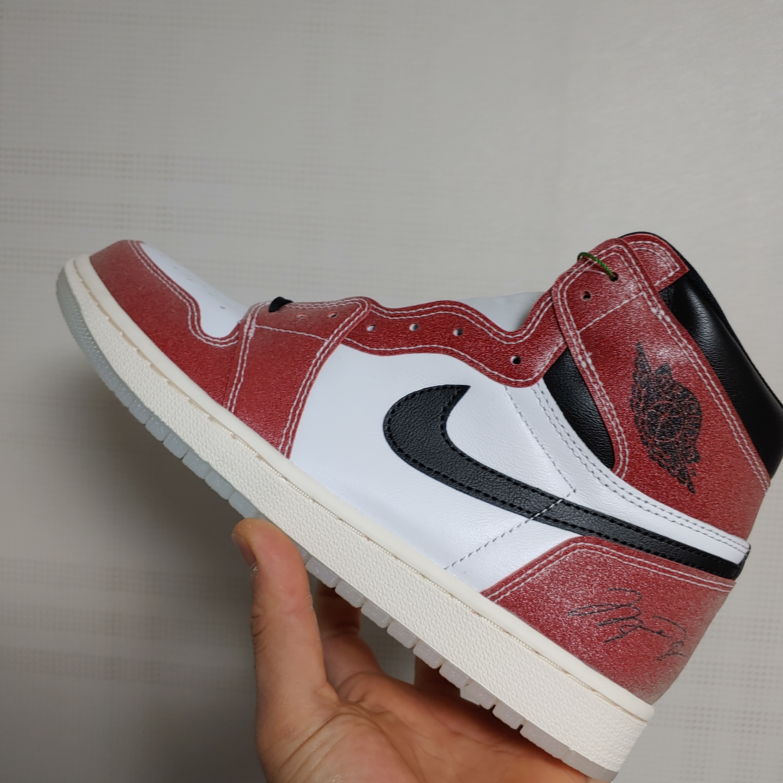 Jordan 1 x Trophy Room Retro High OG SP Chicago 착용 스타일 - 2