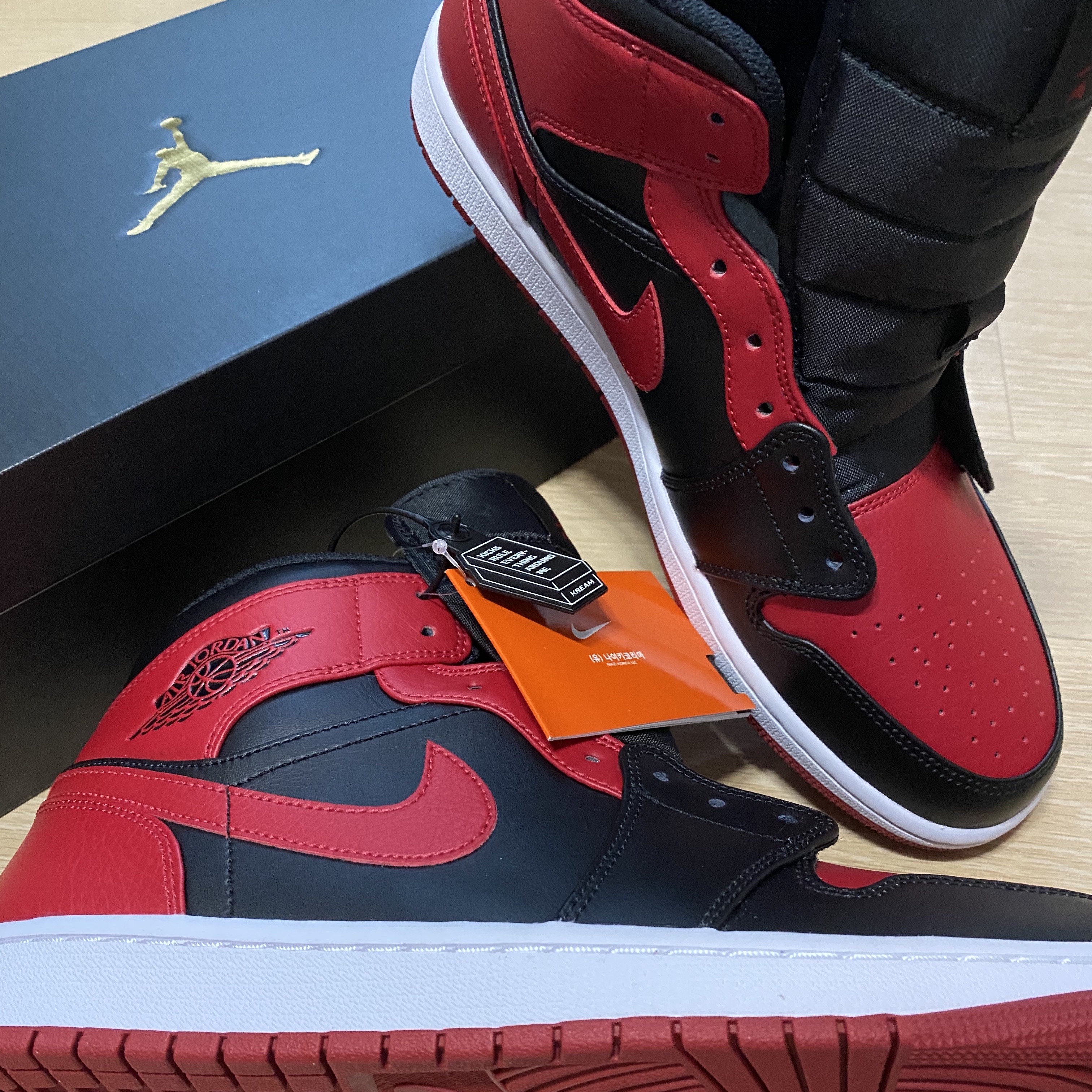 Jordan 1 Mid Bred Banned 2020 착용 스타일