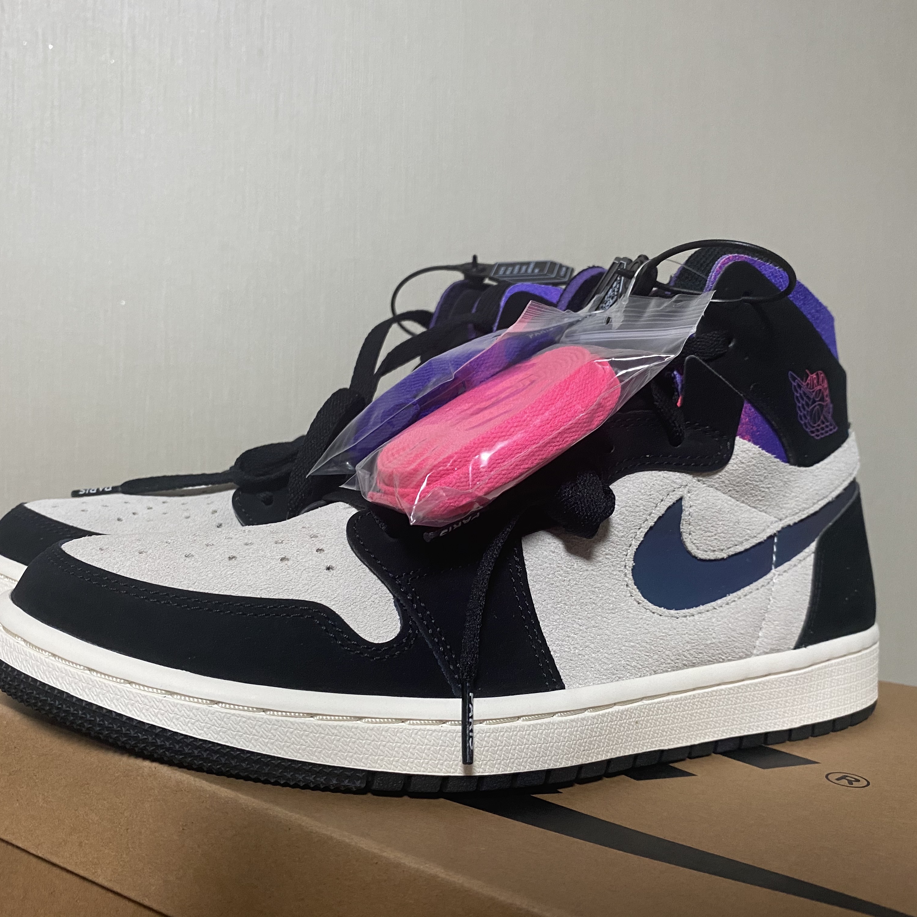 Jordan 1 x Paris Saint-Germain Zoom Air CMFT 착용 스타일 - 2
