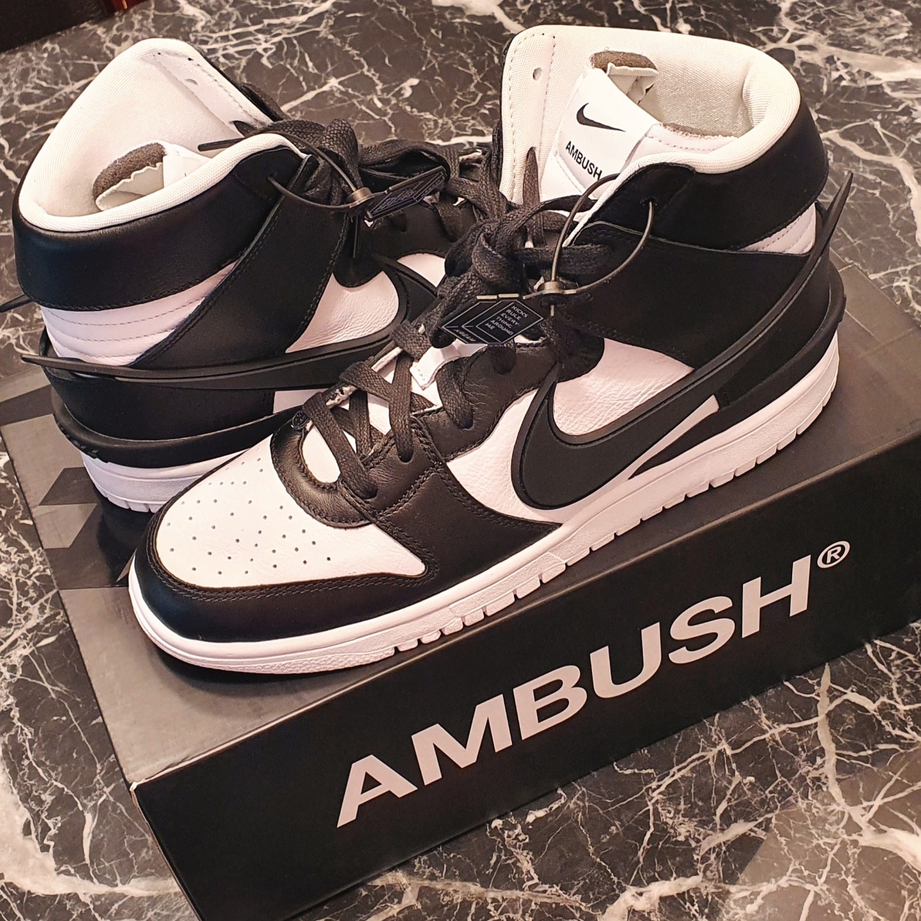 Nike x Ambush Dunk High Black 착용 스타일 - 1