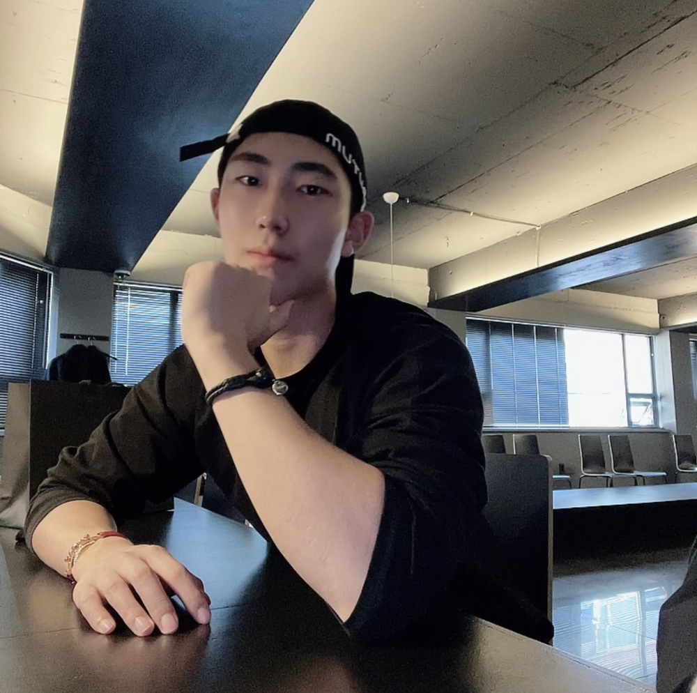 KREAM 프로필 이미지