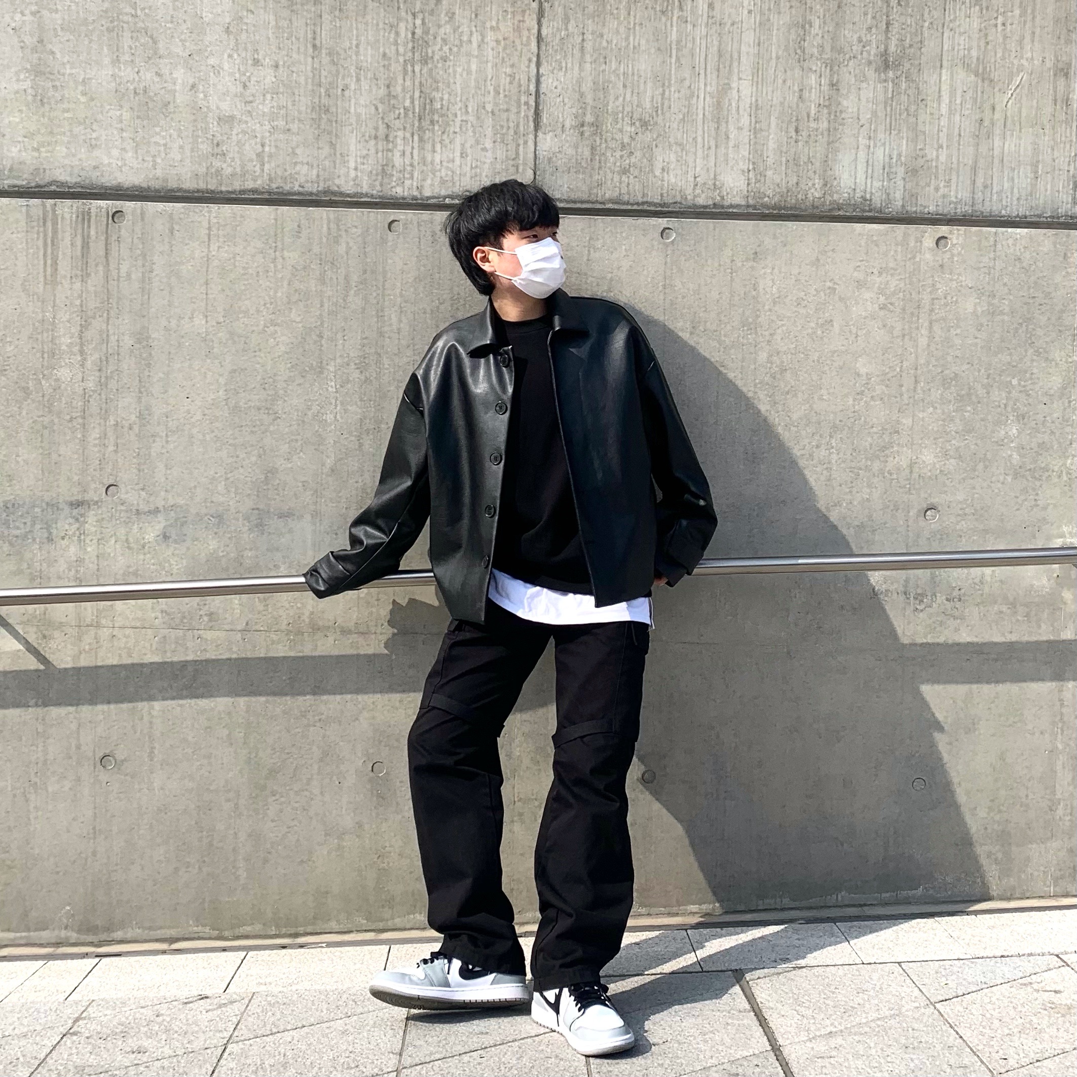 Jordan 1 Mid Light Smoke Grey 착용 스타일