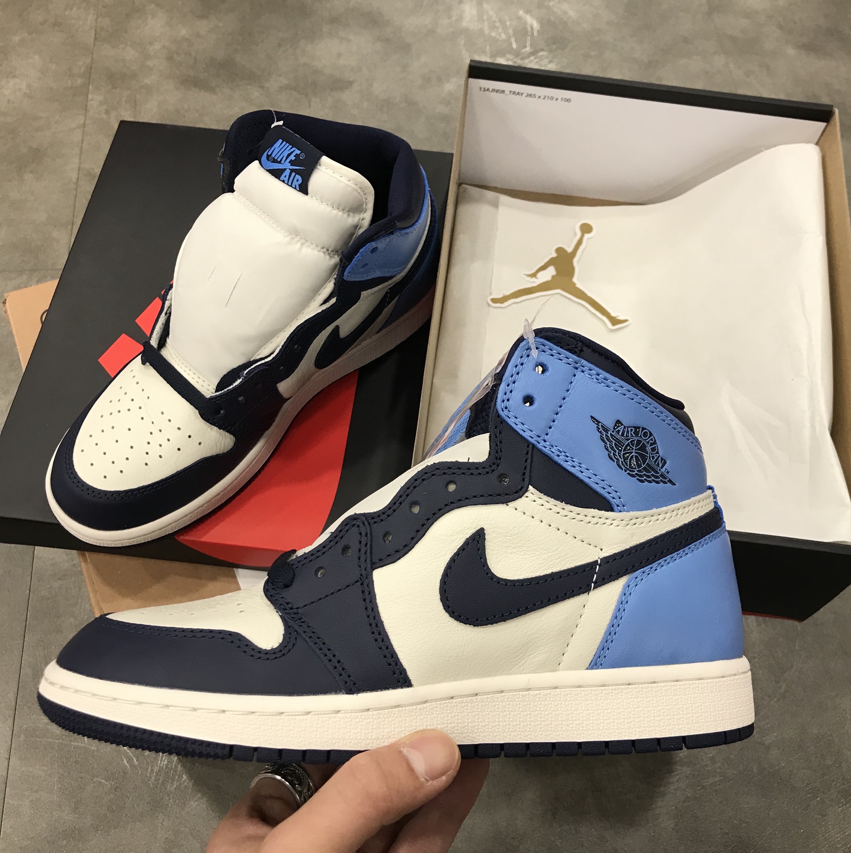 (GS) Jordan 1 Retro High Obsidian UNC 착용 스타일