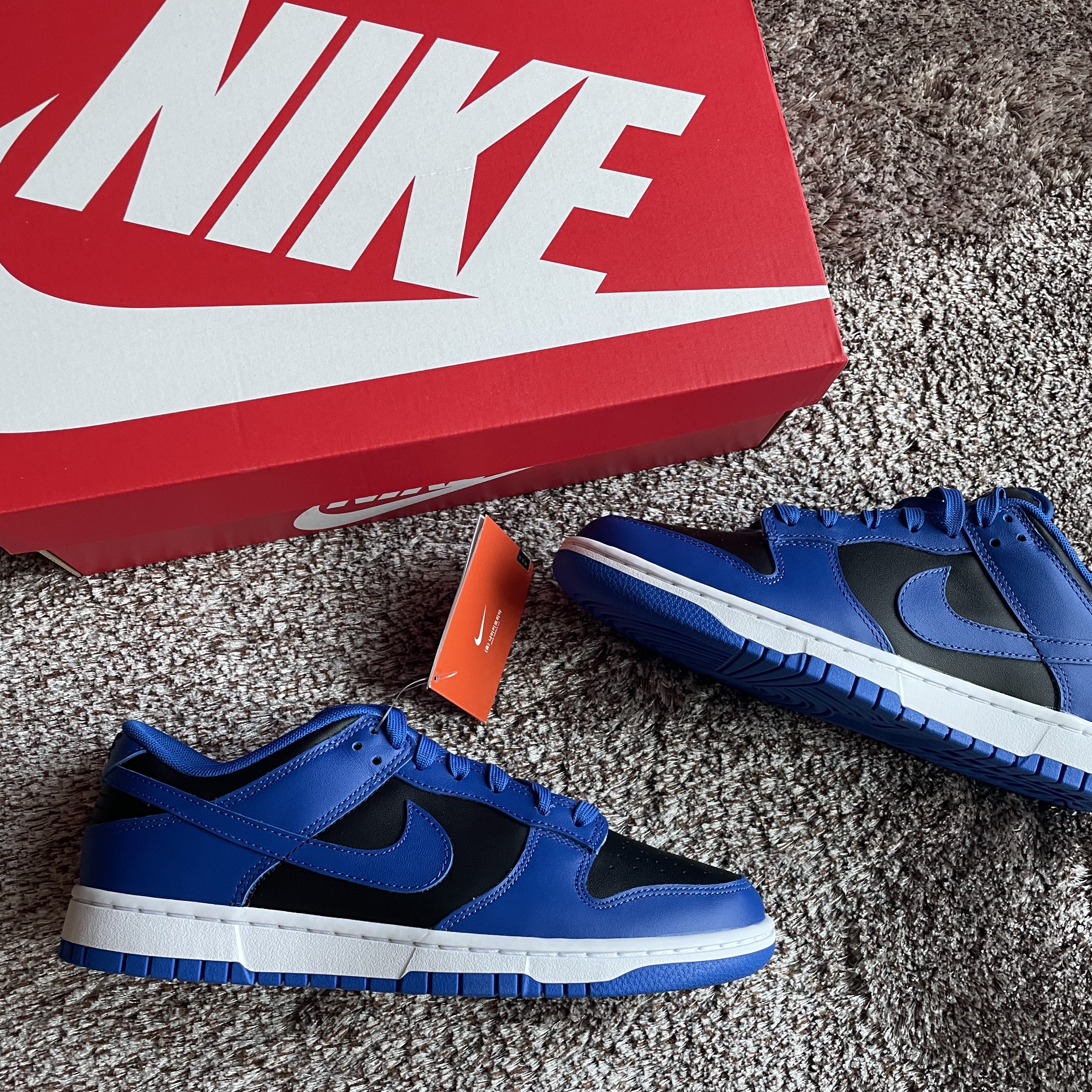 Nike Dunk Low Retro Hyper Cobalt 착용 스타일