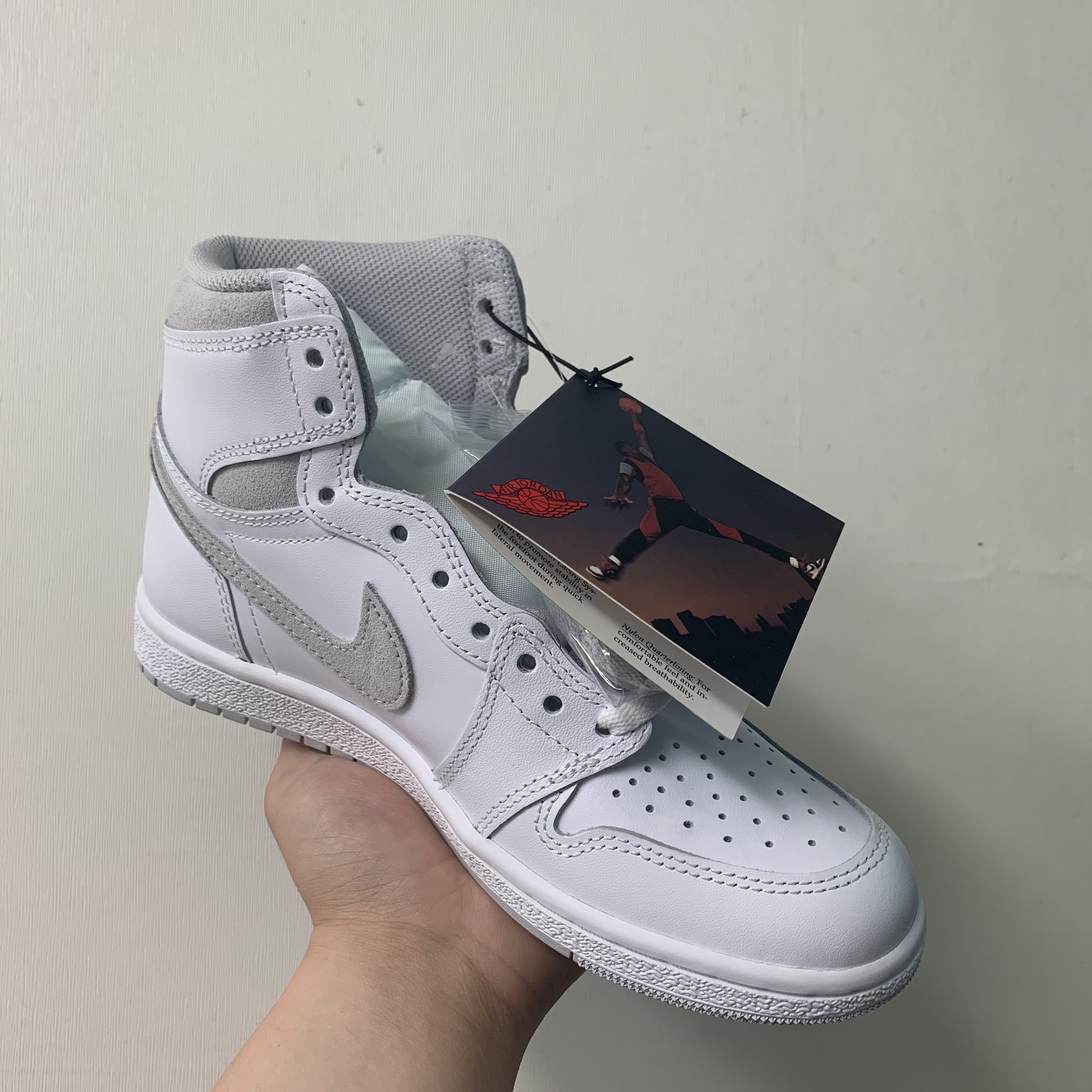 Jordan 1 High 85 Neutral Grey 착용 스타일