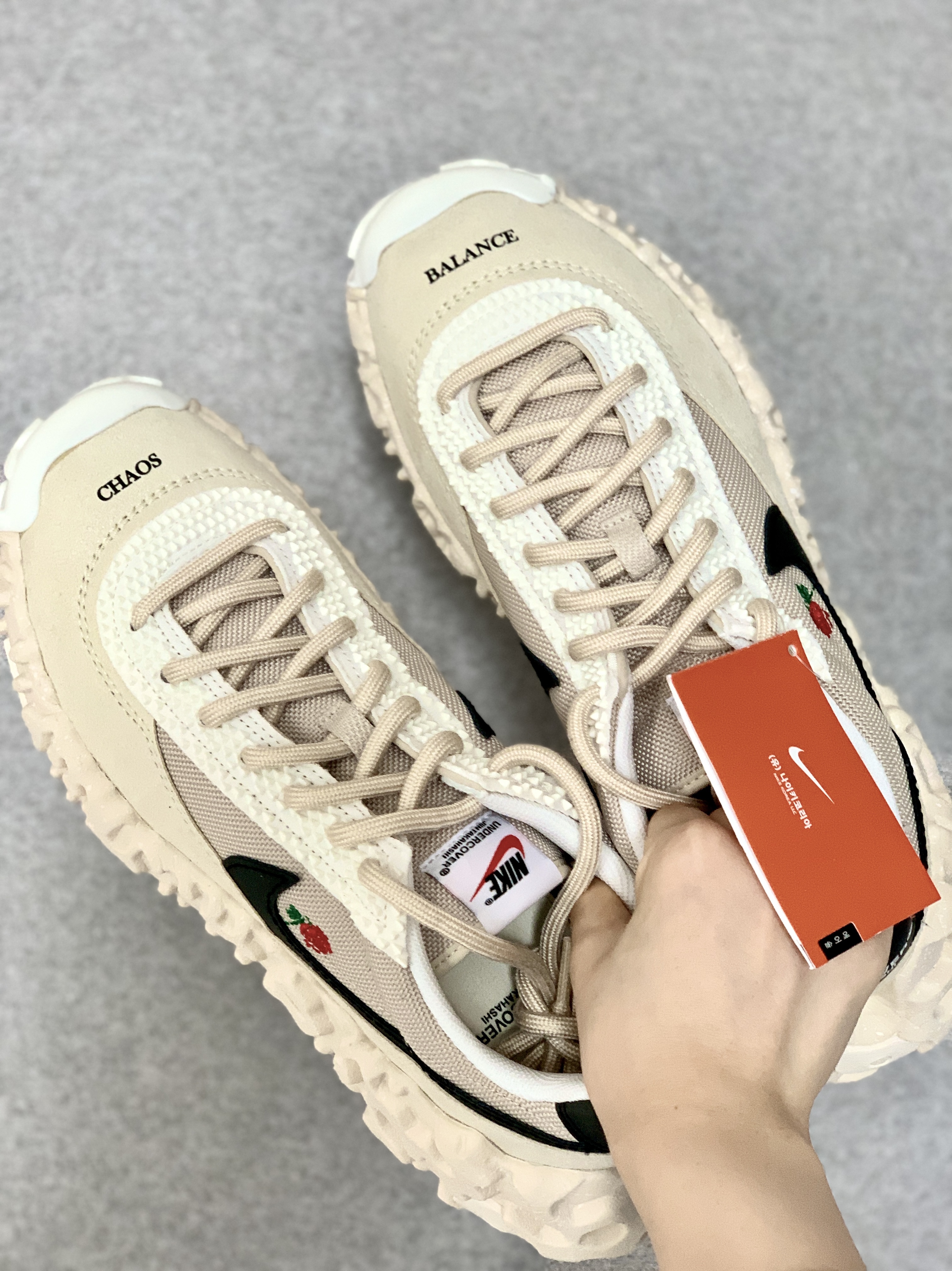 Nike x Undercover Overbreak SP Overcast 착용 스타일 - 3