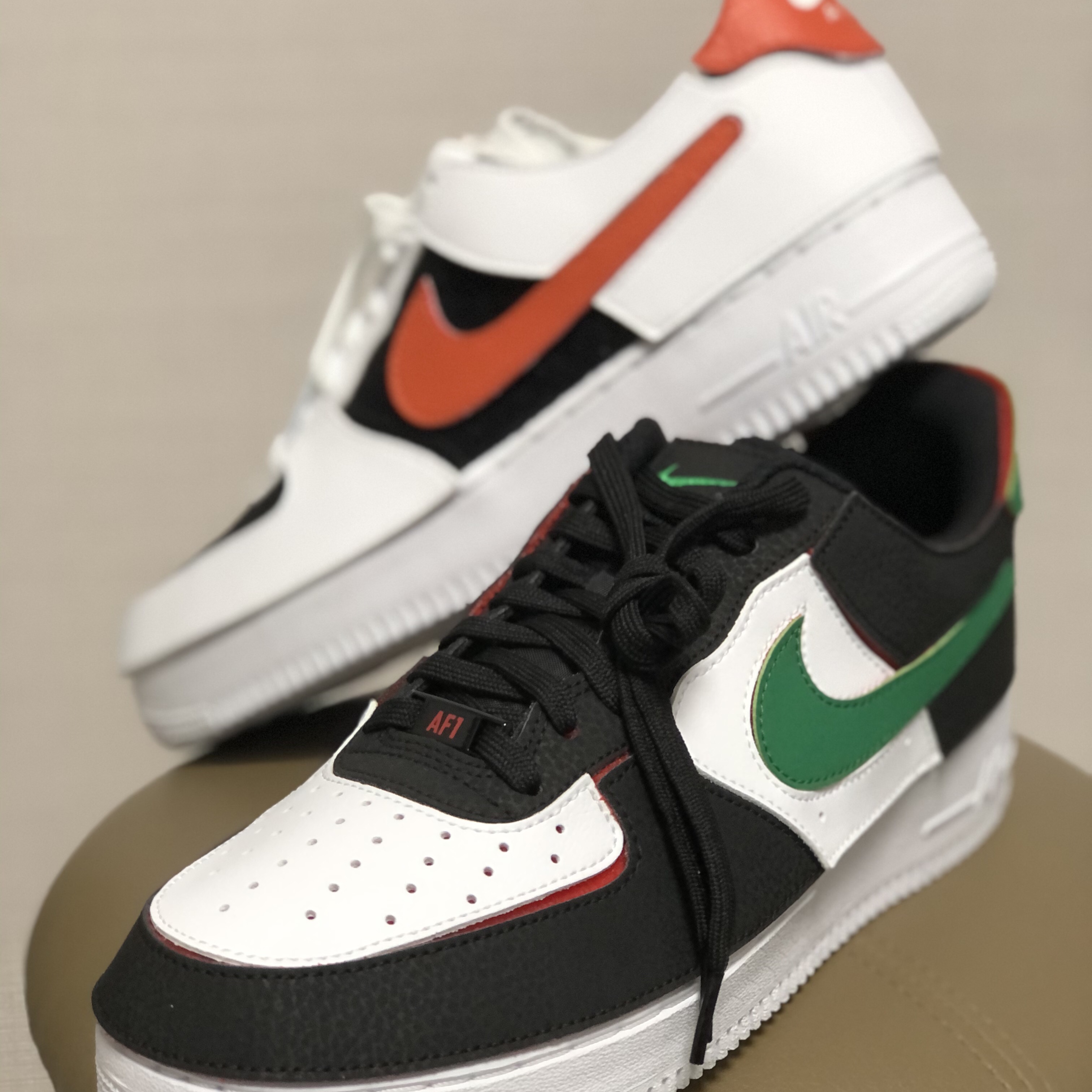 Nike Air Force 1/1 Custom Uptown 착용 스타일 - 3