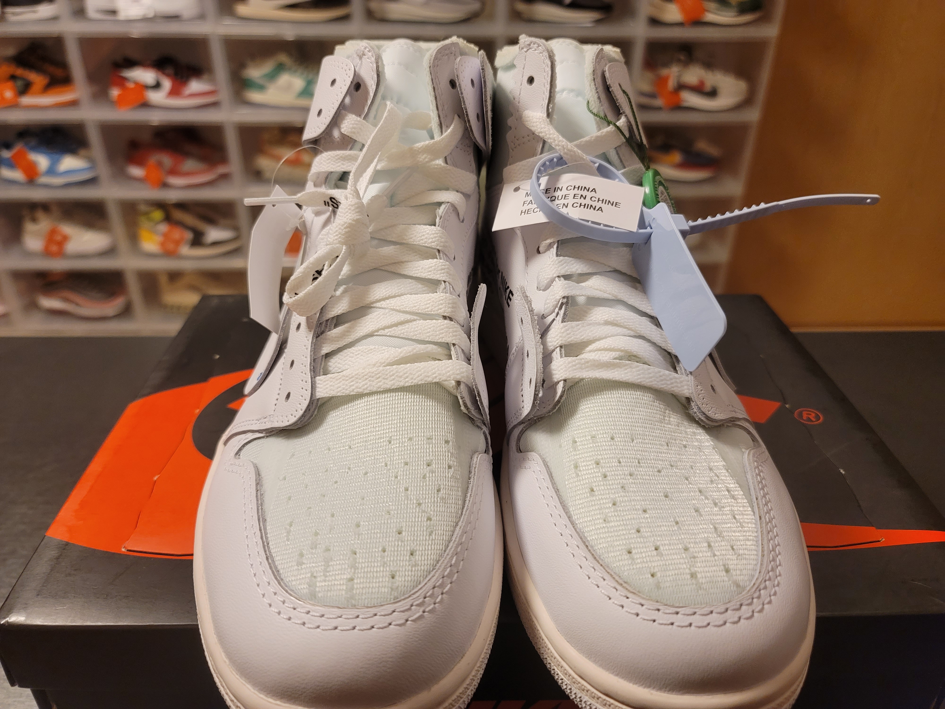 Jordan 1 x Off-White Retro High White 착용 스타일 - 1