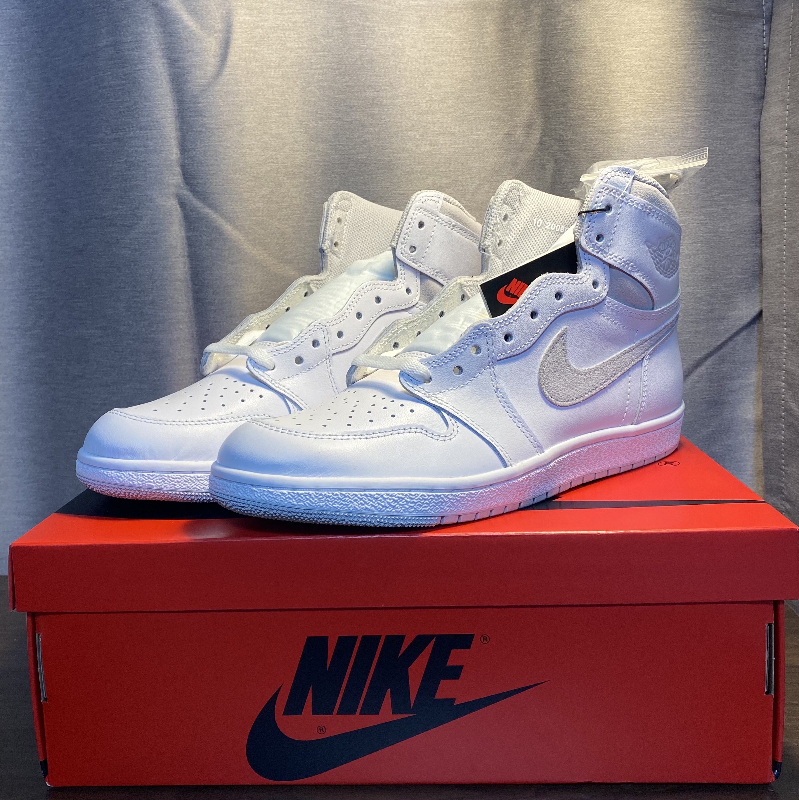 Jordan 1 High 85 Neutral Grey 착용 스타일 - 1