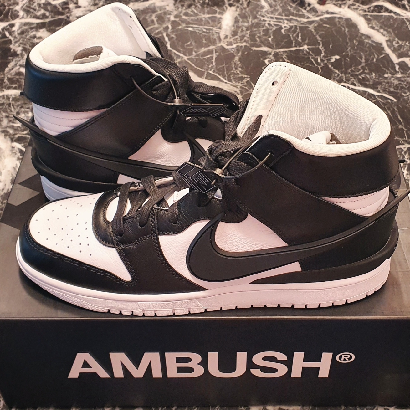Nike x Ambush Dunk High Black 착용 스타일 - 3