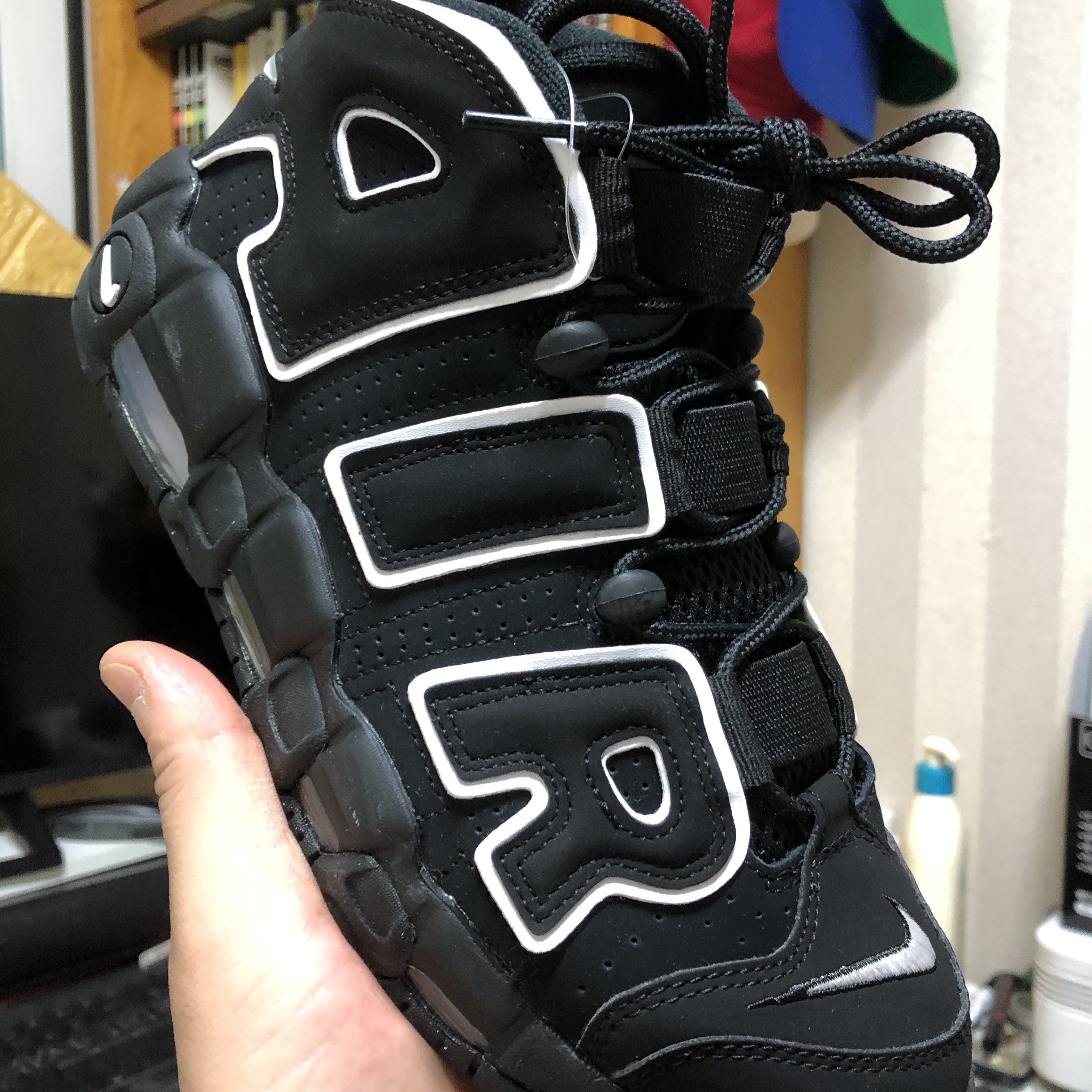 Nike Air More Uptempo Black White 2020 착용 스타일