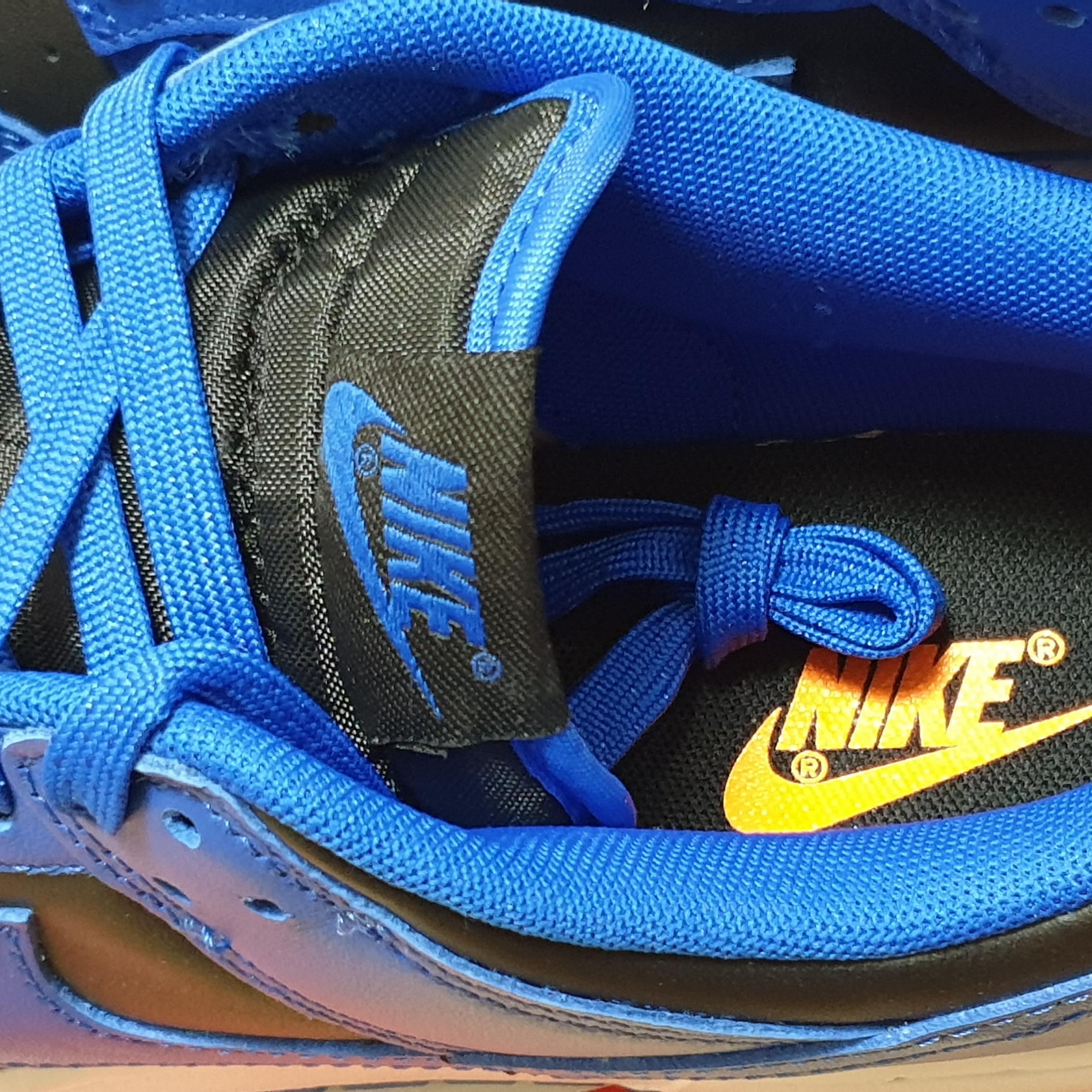 Nike Dunk Low Retro Hyper Cobalt 착용 스타일 - 4