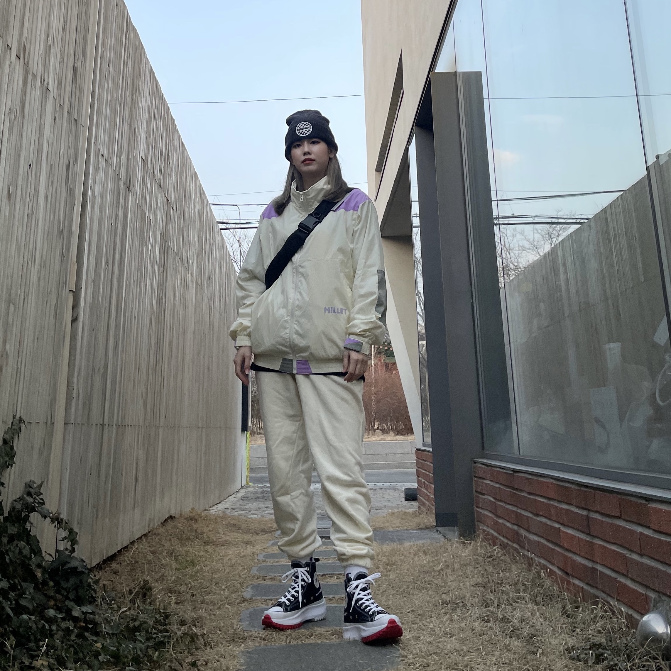 Converse Run Star Hike Hi Valentine Day 착용 스타일 - 1