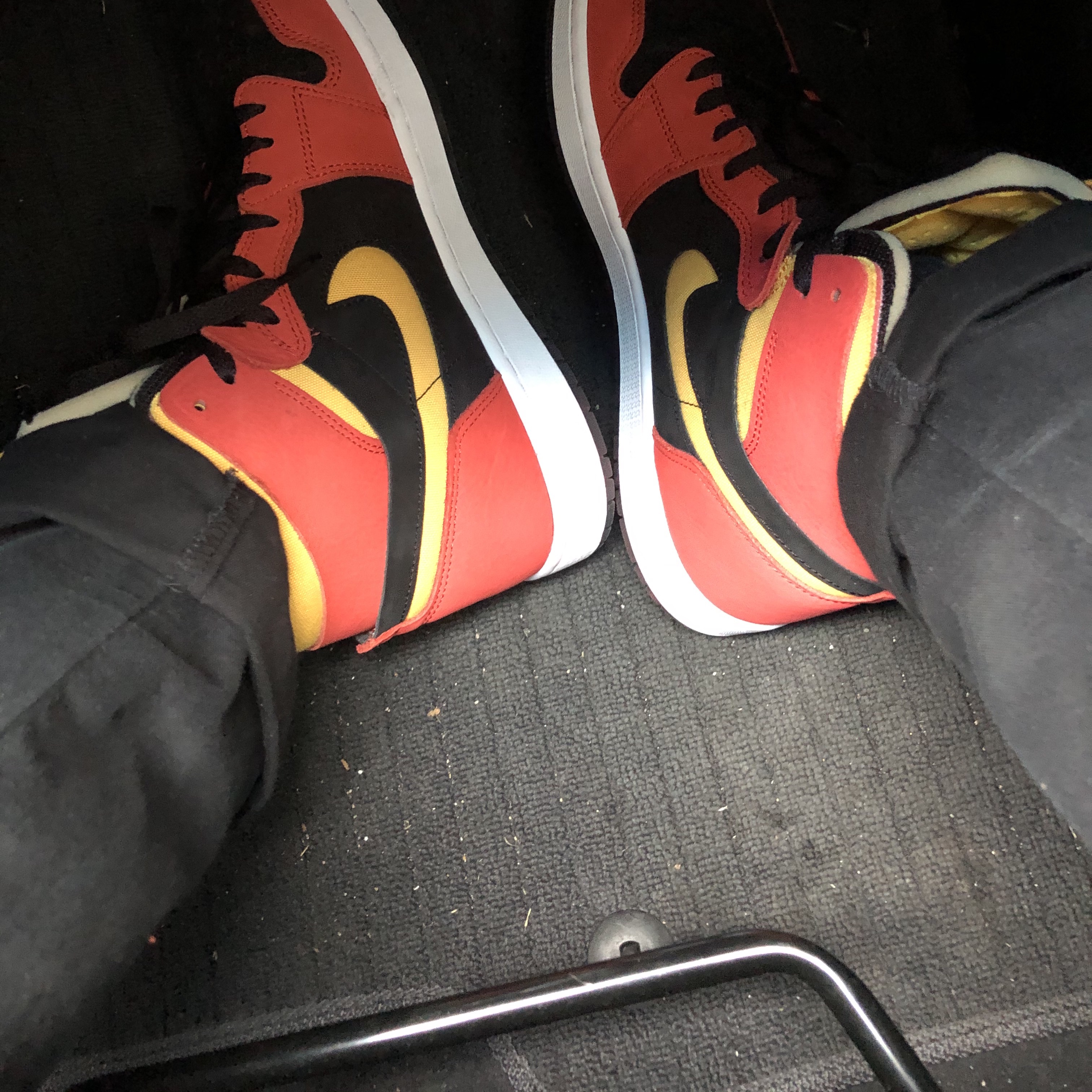 Jordan 1 Zoom Air CMFT Chile Red 착용 스타일 - 1