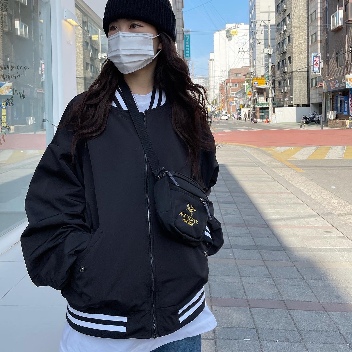 Palace x Arc'teryx Mantis 1 Waistpack - 20FW, Nike Air Force 1 '07 Low White 착용 스타일 - 2