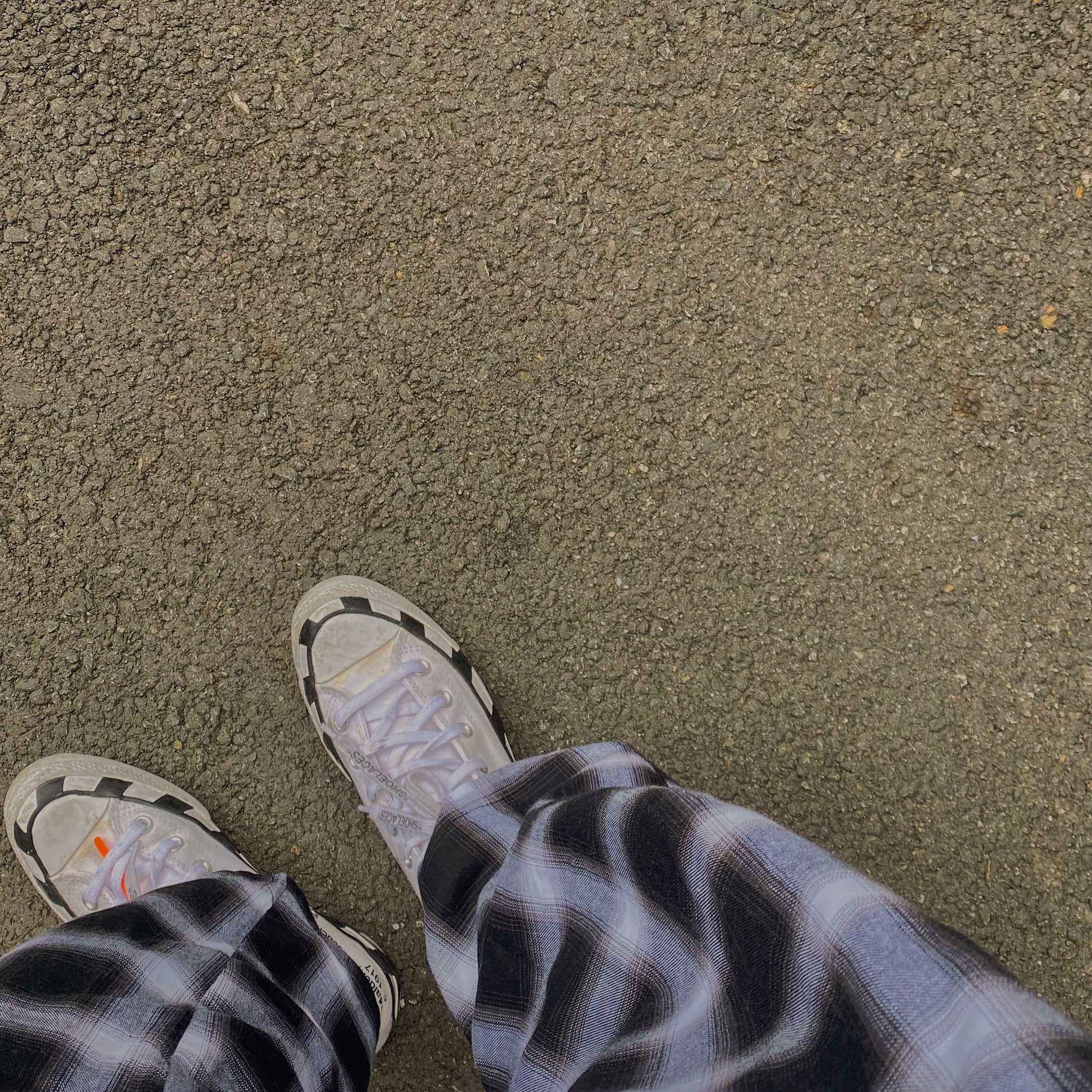 Converse x Off-White Chuck 70 High V2 2018 착용 스타일