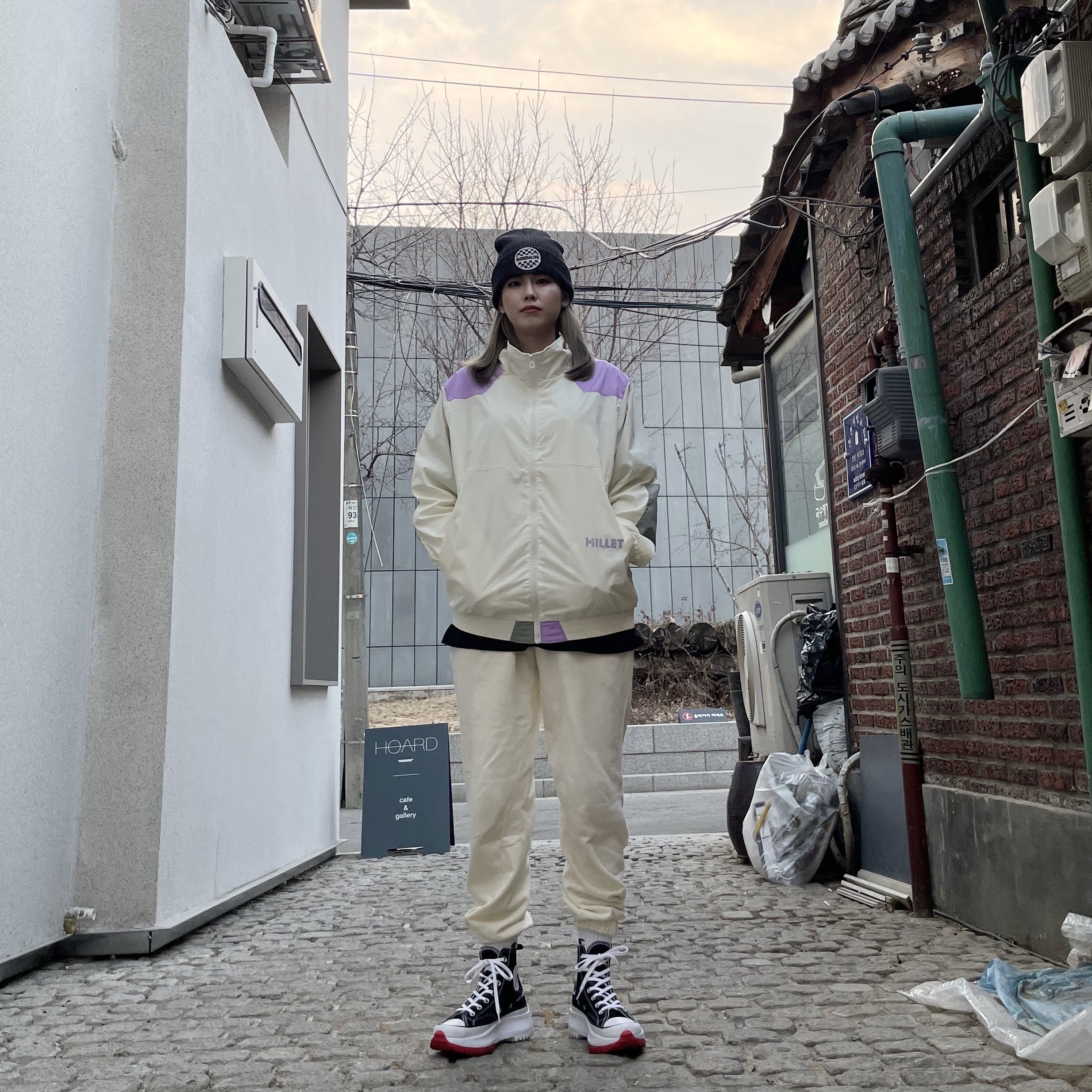 Converse Run Star Hike Hi Valentine Day 착용 스타일 - 2