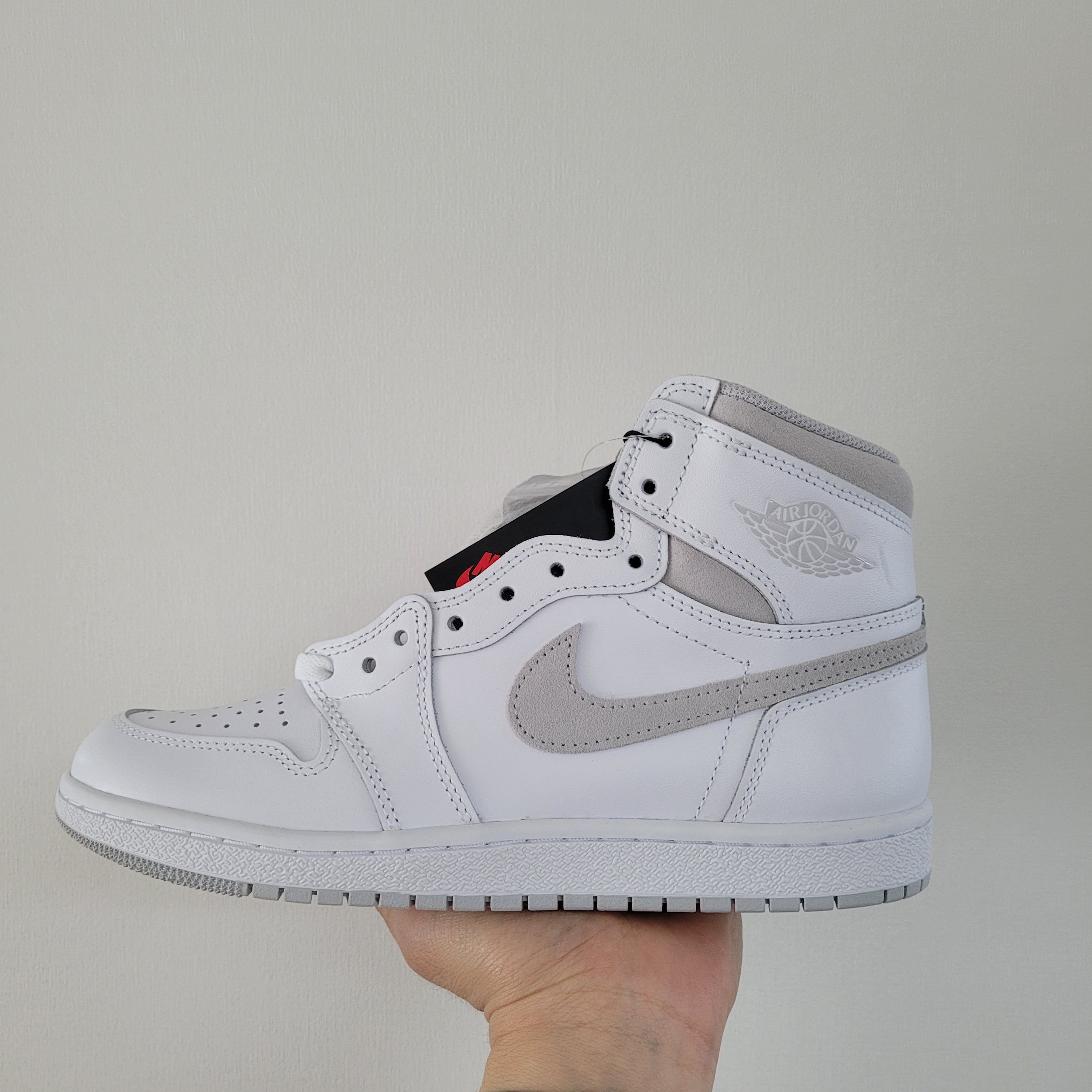 Jordan 1 High 85 Neutral Grey 착용 스타일