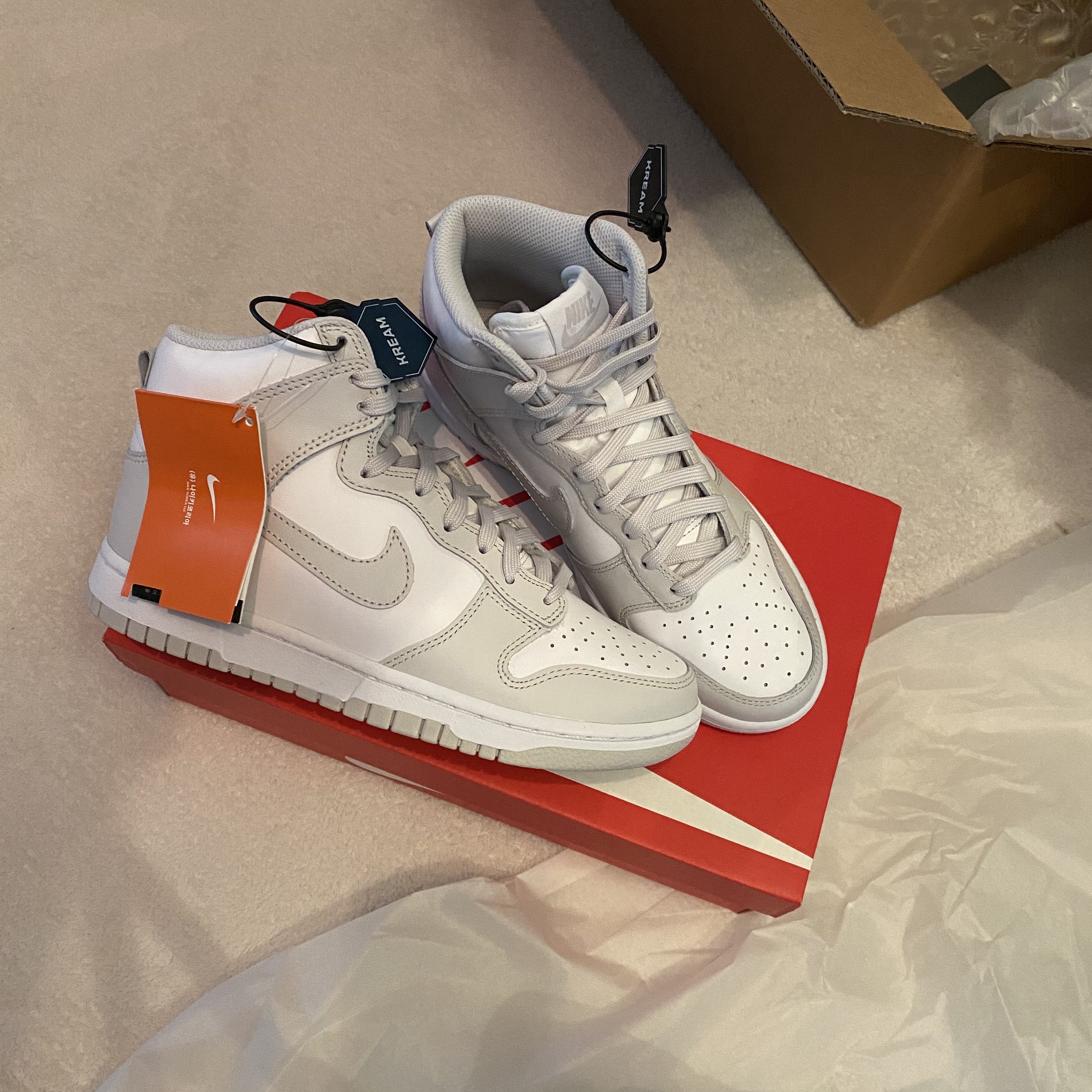Nike Dunk High Retro Vast Grey 착용 스타일 - 1