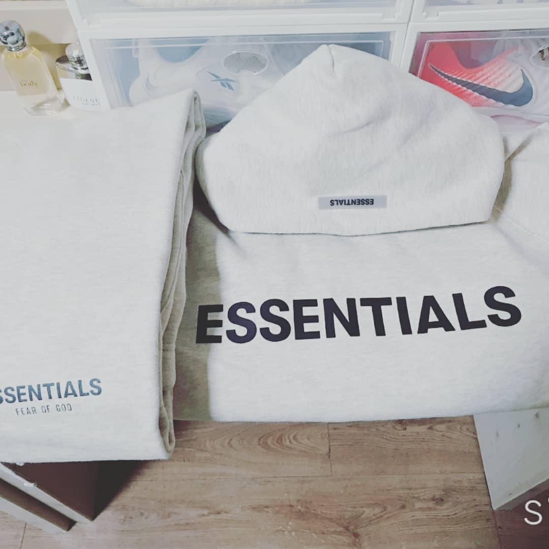 Essentials 3D Silicon Applique Pullover Hoodie Oatmeal/Oatmeal Heather/Light Heather Oatmeal 2020, Essentials Sweatpants Oatmeal/Oatmeal Heather/Light Heather Oatmeal 2020 착용 스타일 - 1