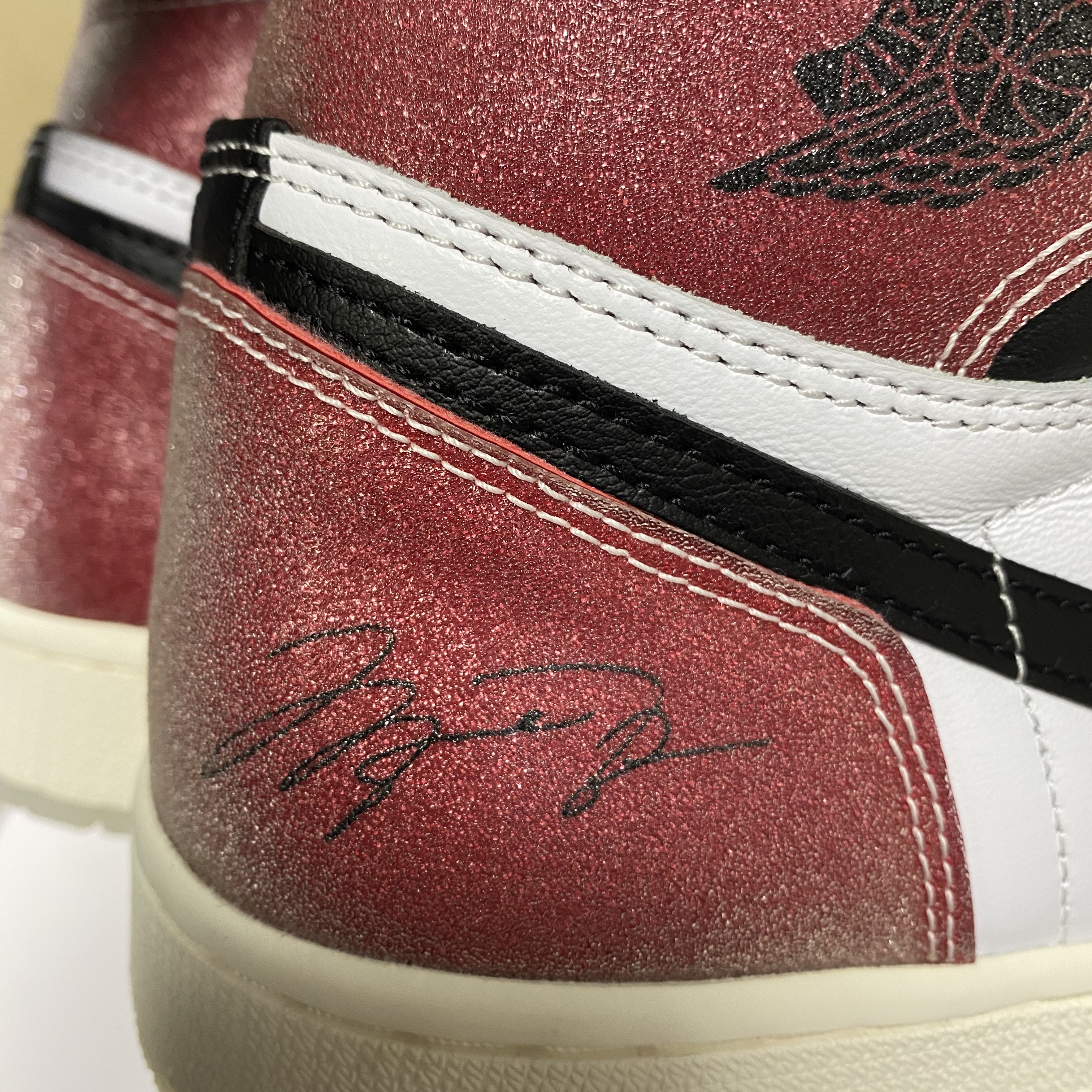 Jordan 1 x Trophy Room Retro High OG SP Chicago 착용 스타일 - 5