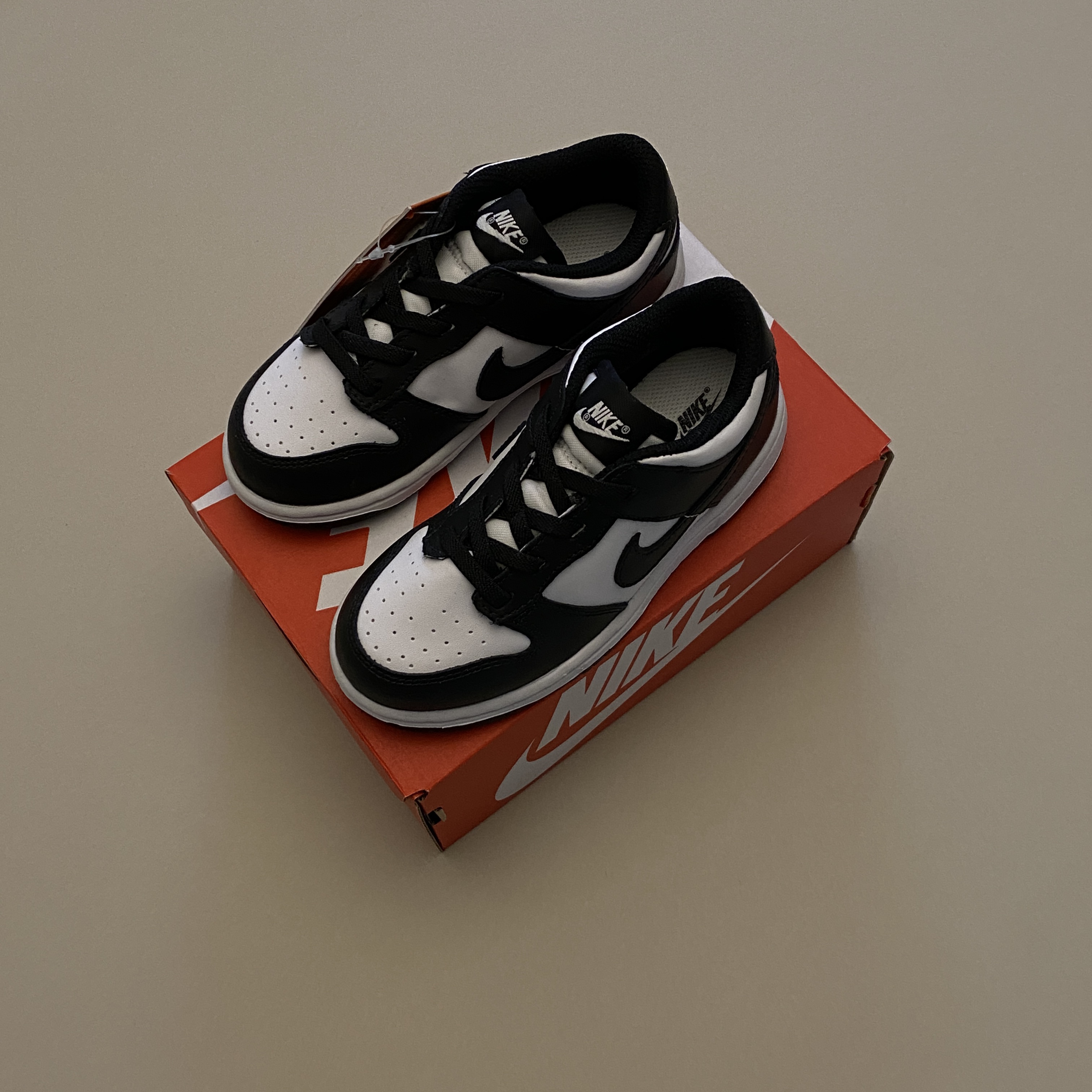 (TD) Nike Dunk Low Black 착용 스타일