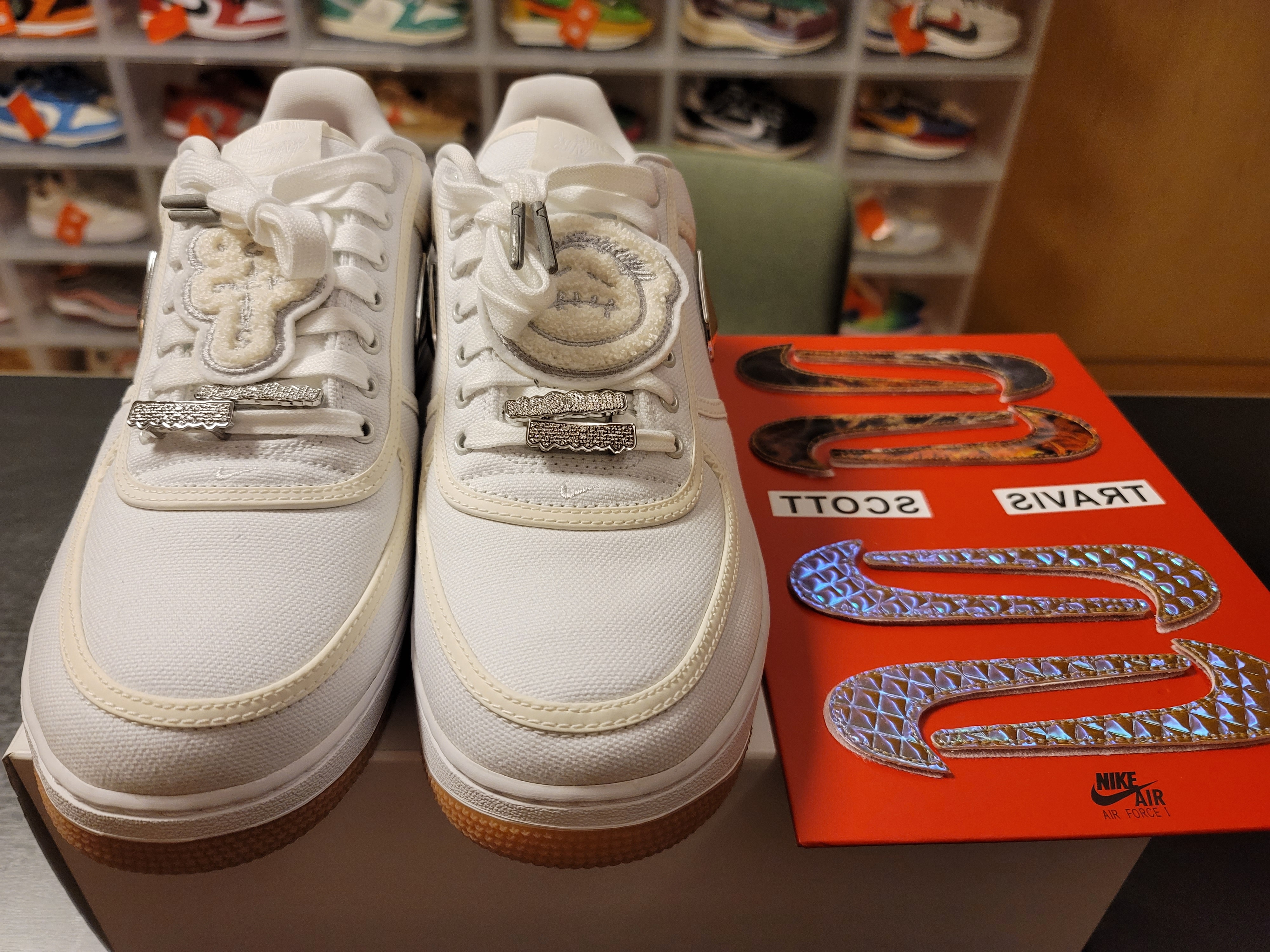 Nike x Travis Scott Air Force 1 Low White 착용 스타일 - 1