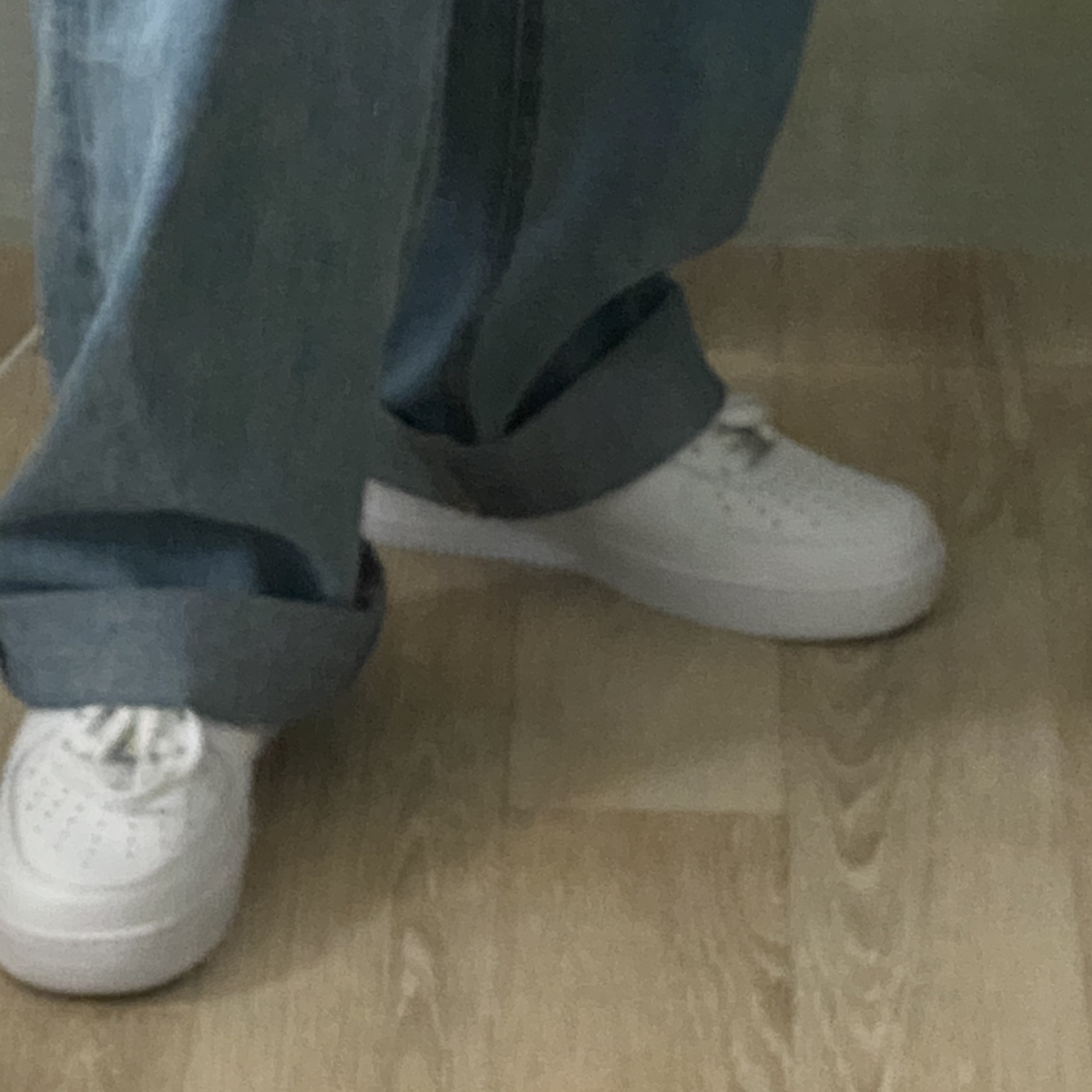 Nike Air Force 1 '07 Low White 착용 스타일 - 2
