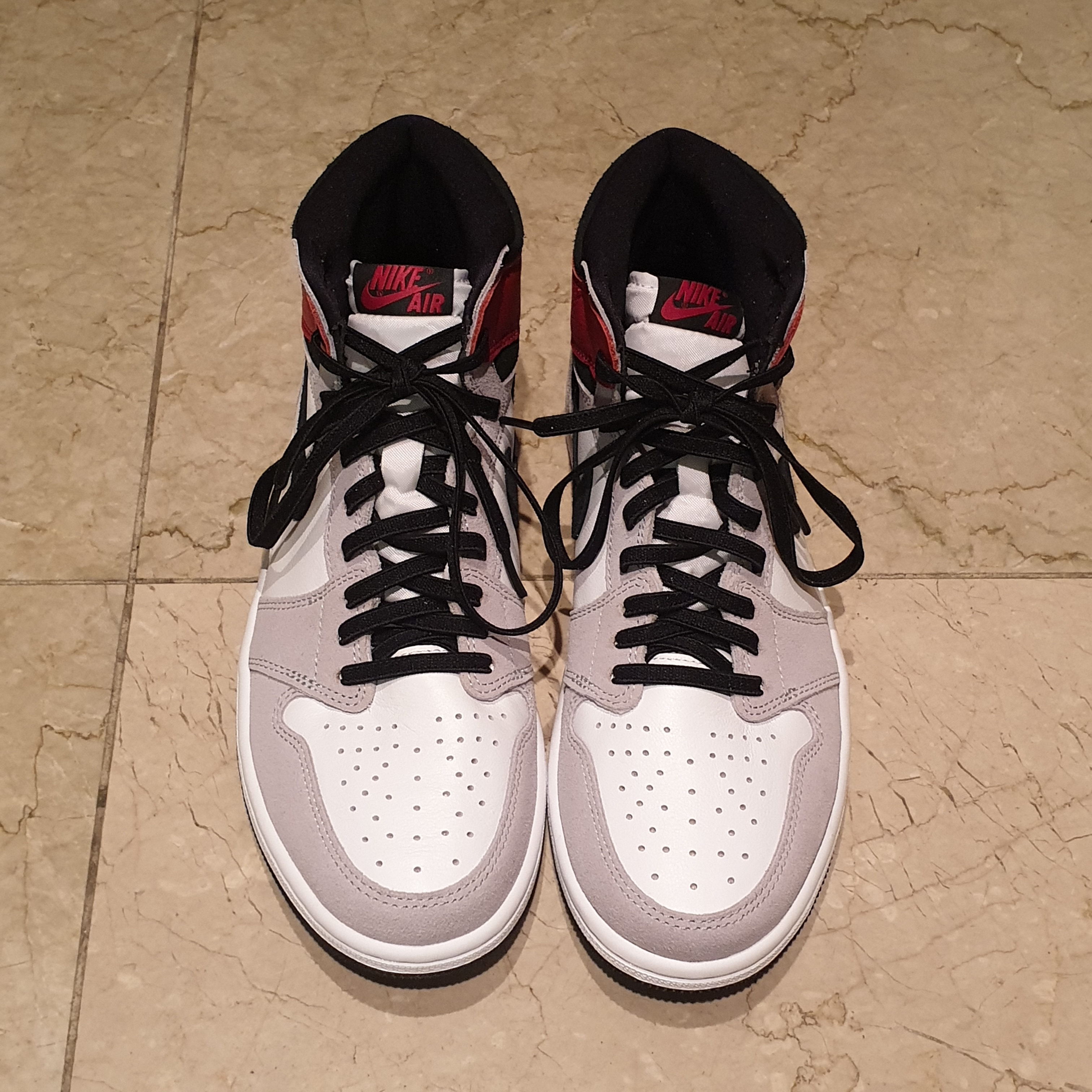 Jordan 1 Retro High OG Light Smoke Grey 착용 스타일