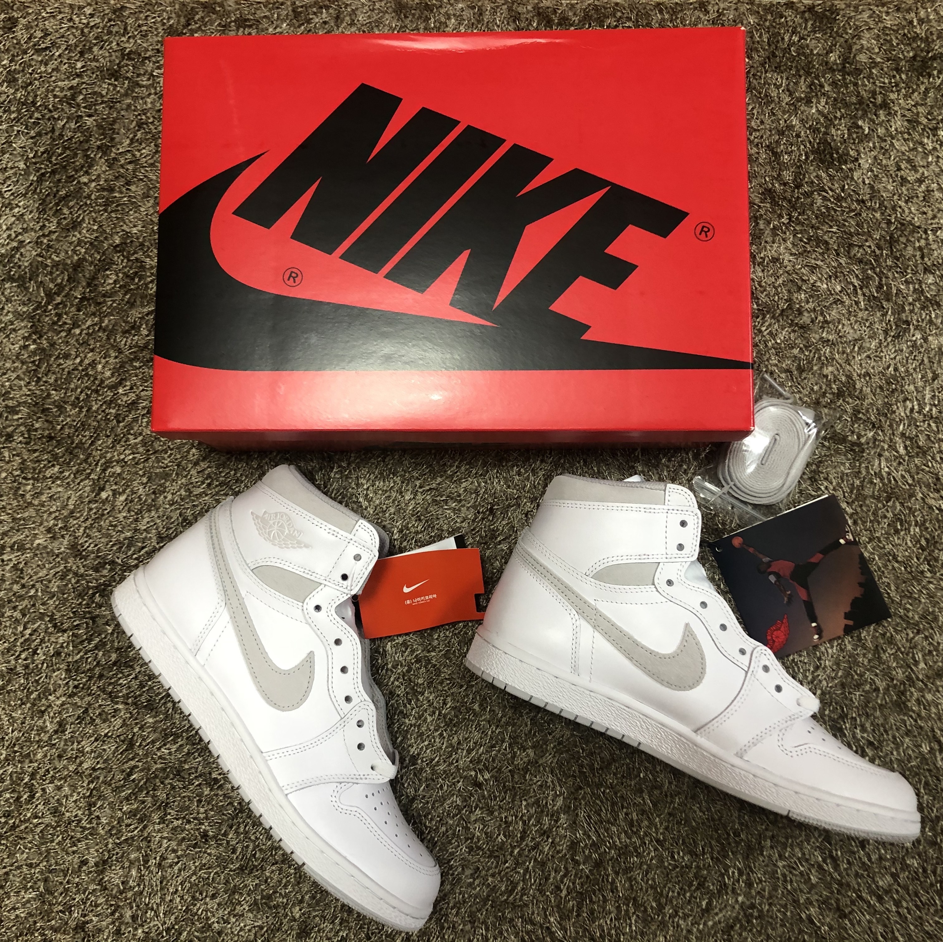 Jordan 1 High 85 Neutral Grey 착용 스타일