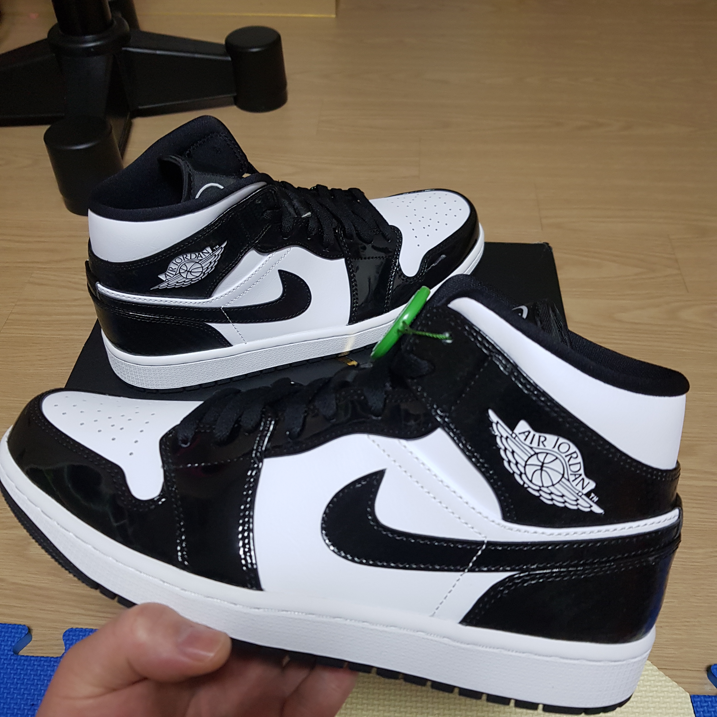 Jordan 1 Mid SE ASW Black 착용 스타일