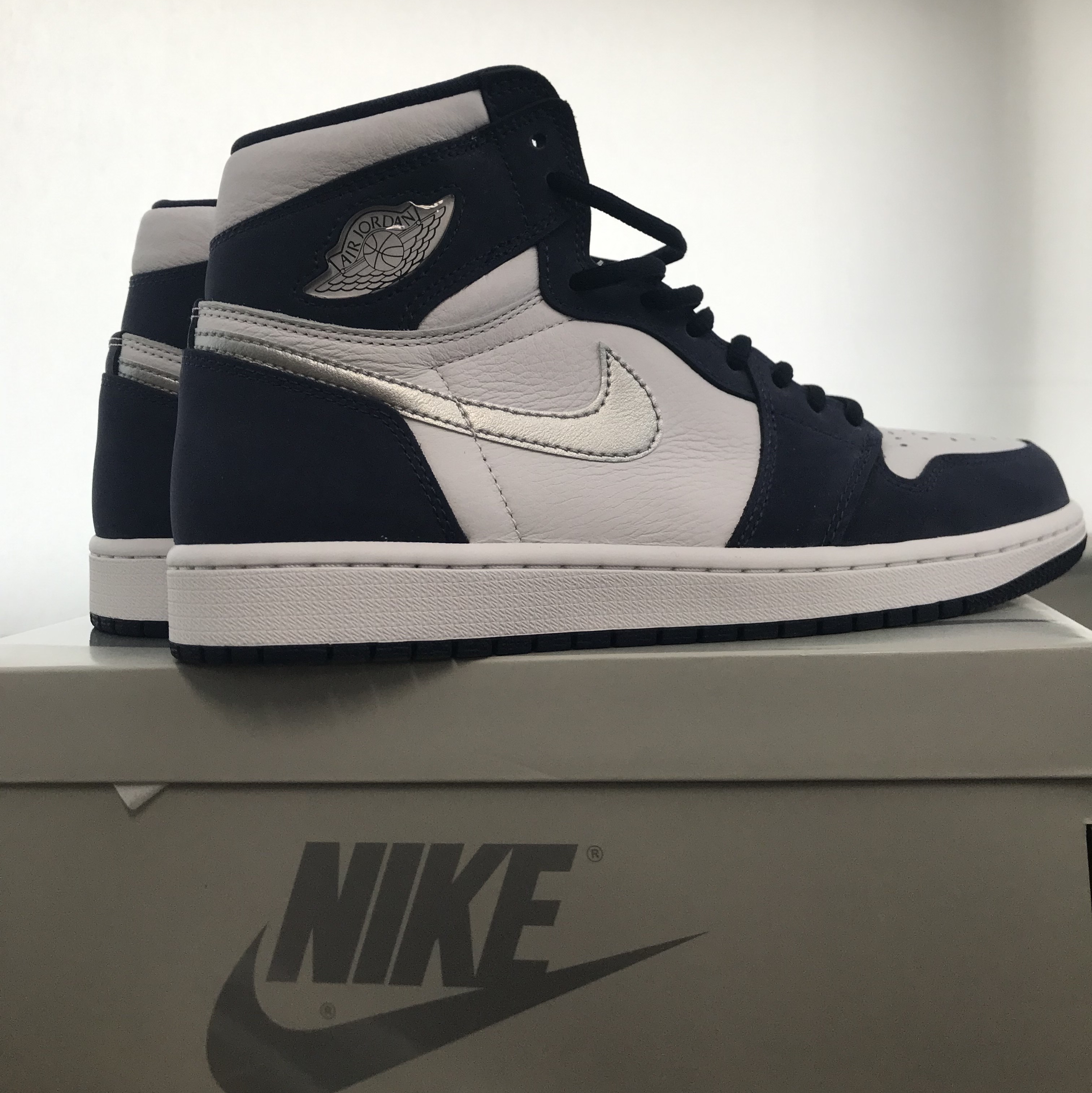 Jordan 1 Retro High OG CO.JP Midnight Navy 착용 스타일 - 2