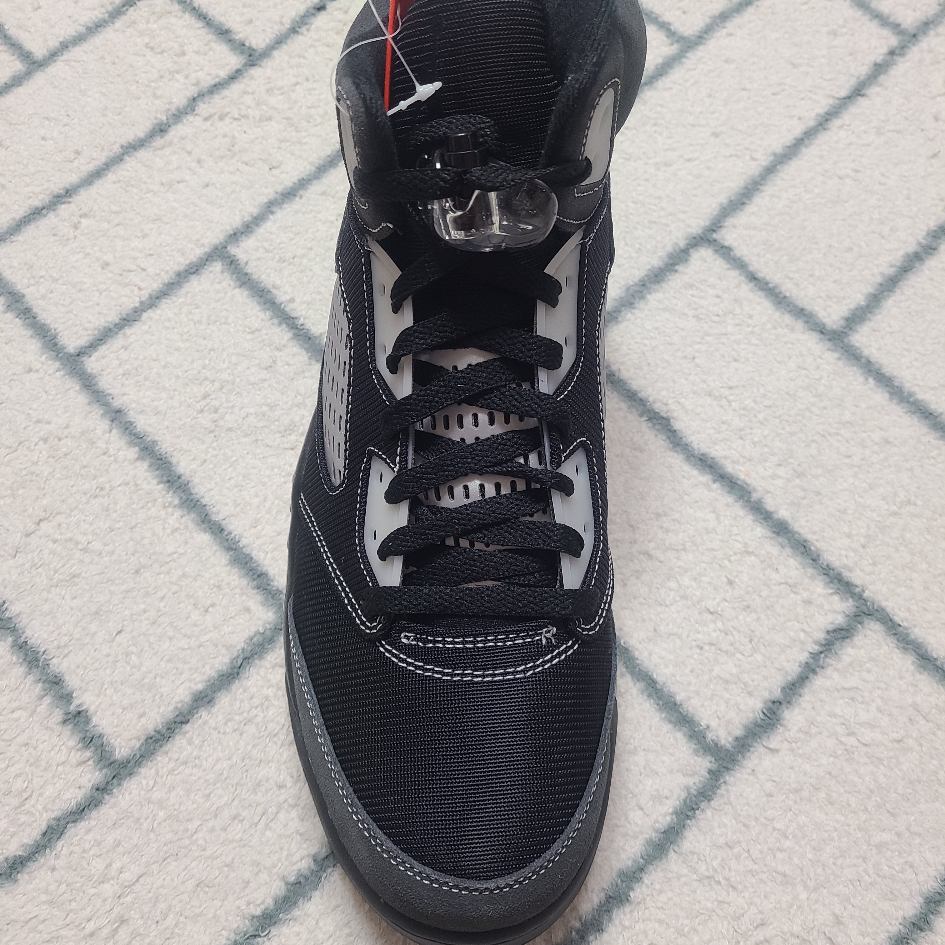 Jordan 5 Retro Anthracite 착용 스타일 - 1