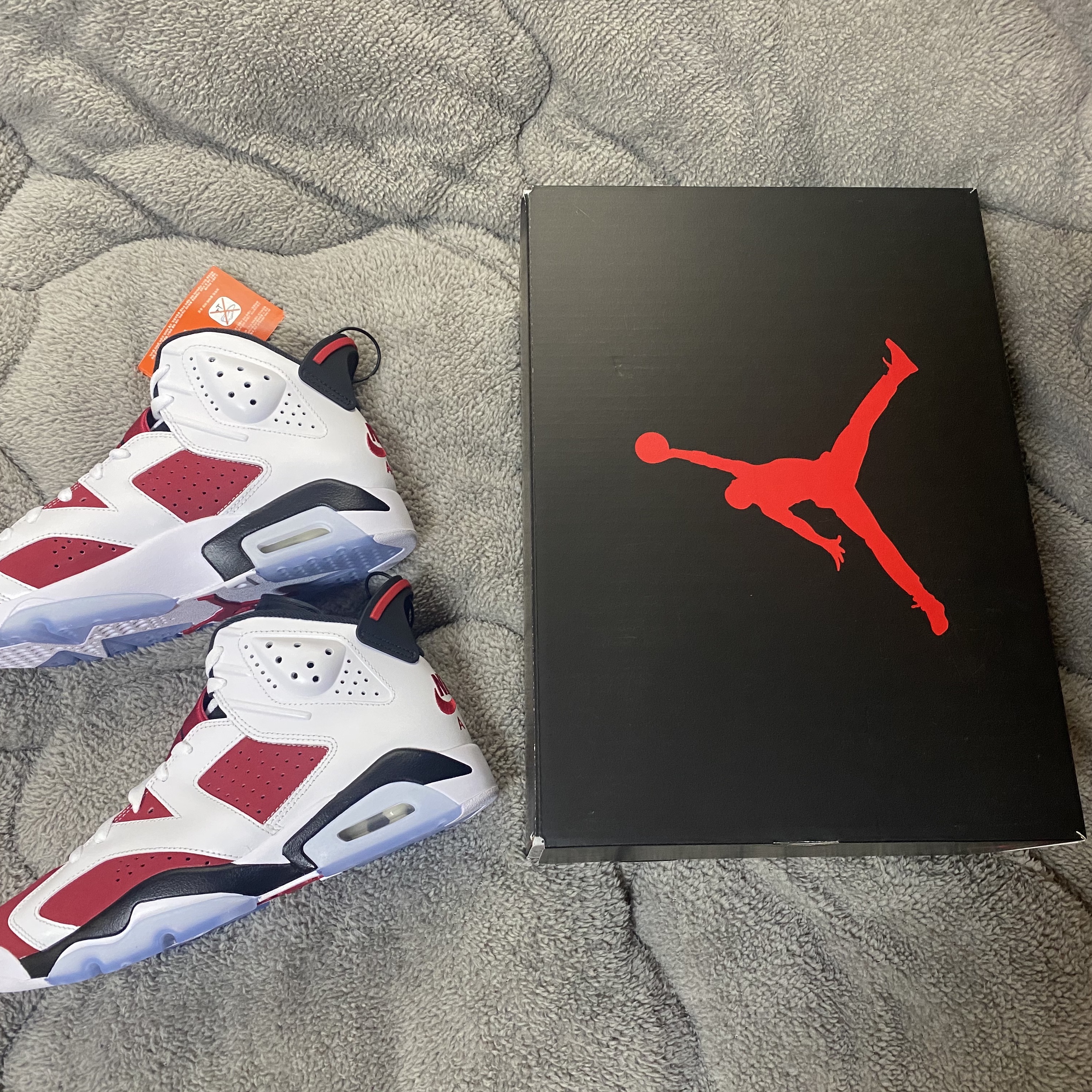 Jordan 6 Retro Carmine 2021 착용 스타일