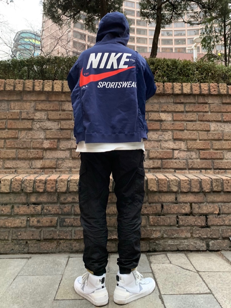 Nike x Sacai Blazer Mid White Grey 착용 스타일