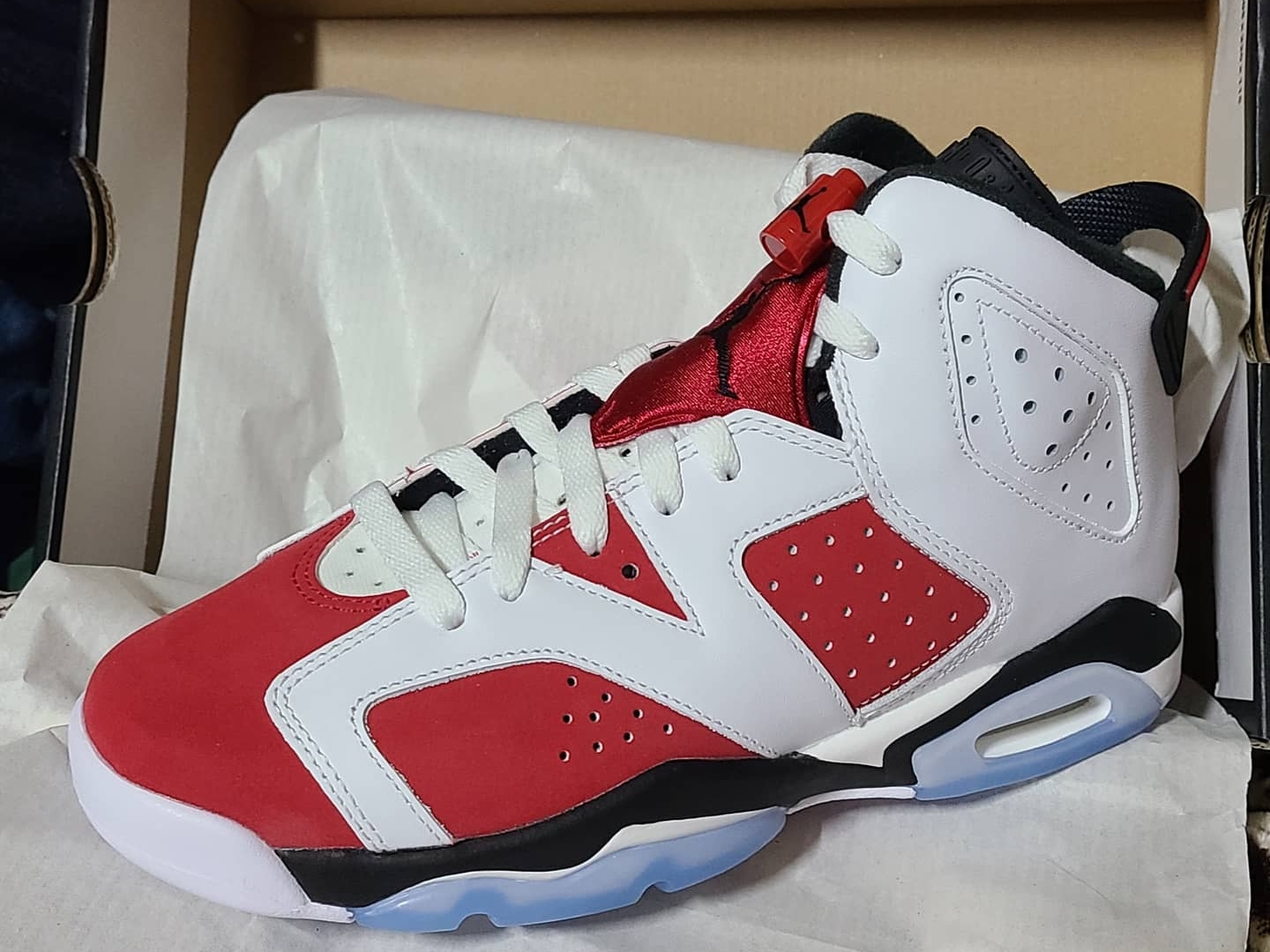 (GS) Jordan 6 Retro Carmine 2021 착용 스타일 - 2