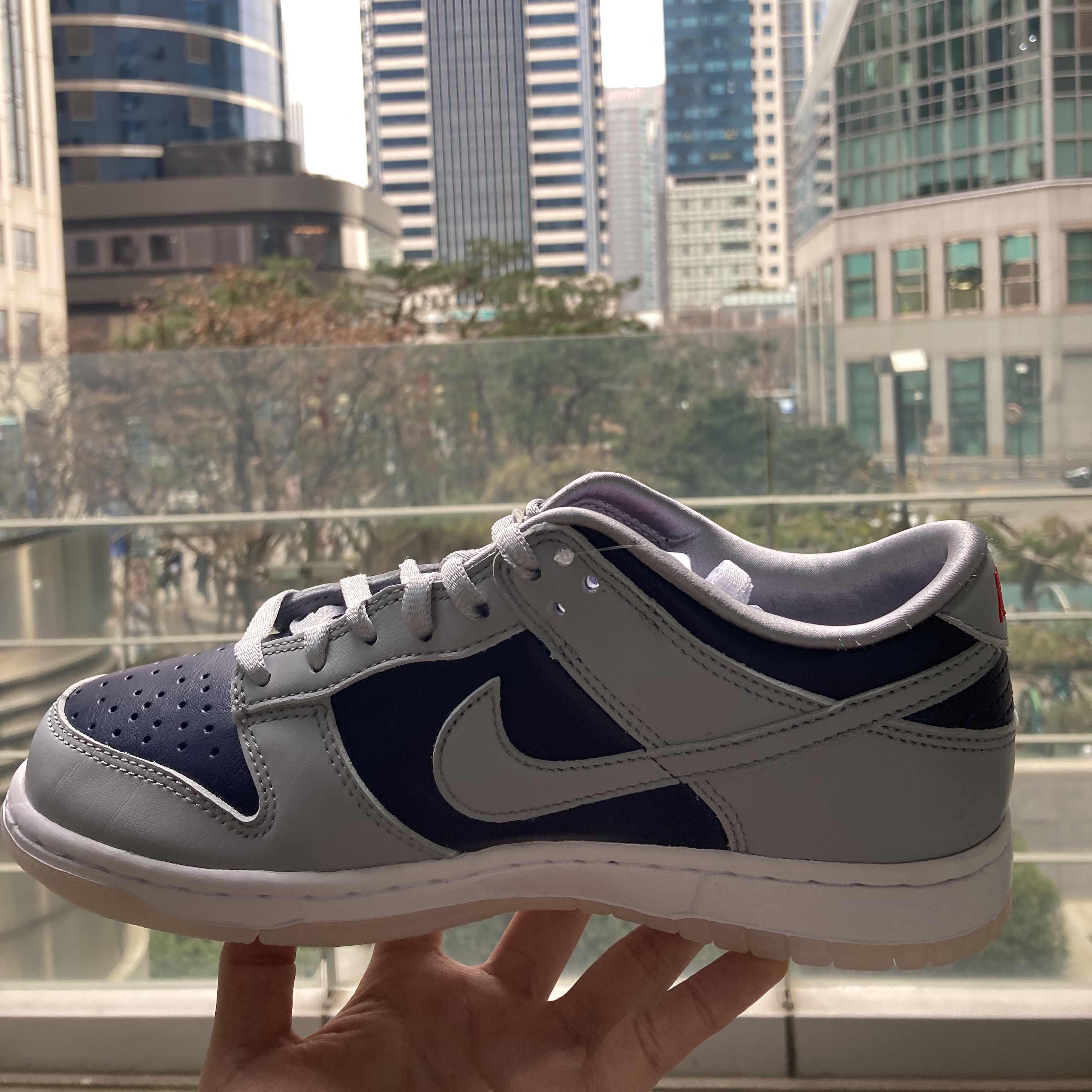 (W) Nike Dunk Low SP College Navy 착용 스타일 - 1