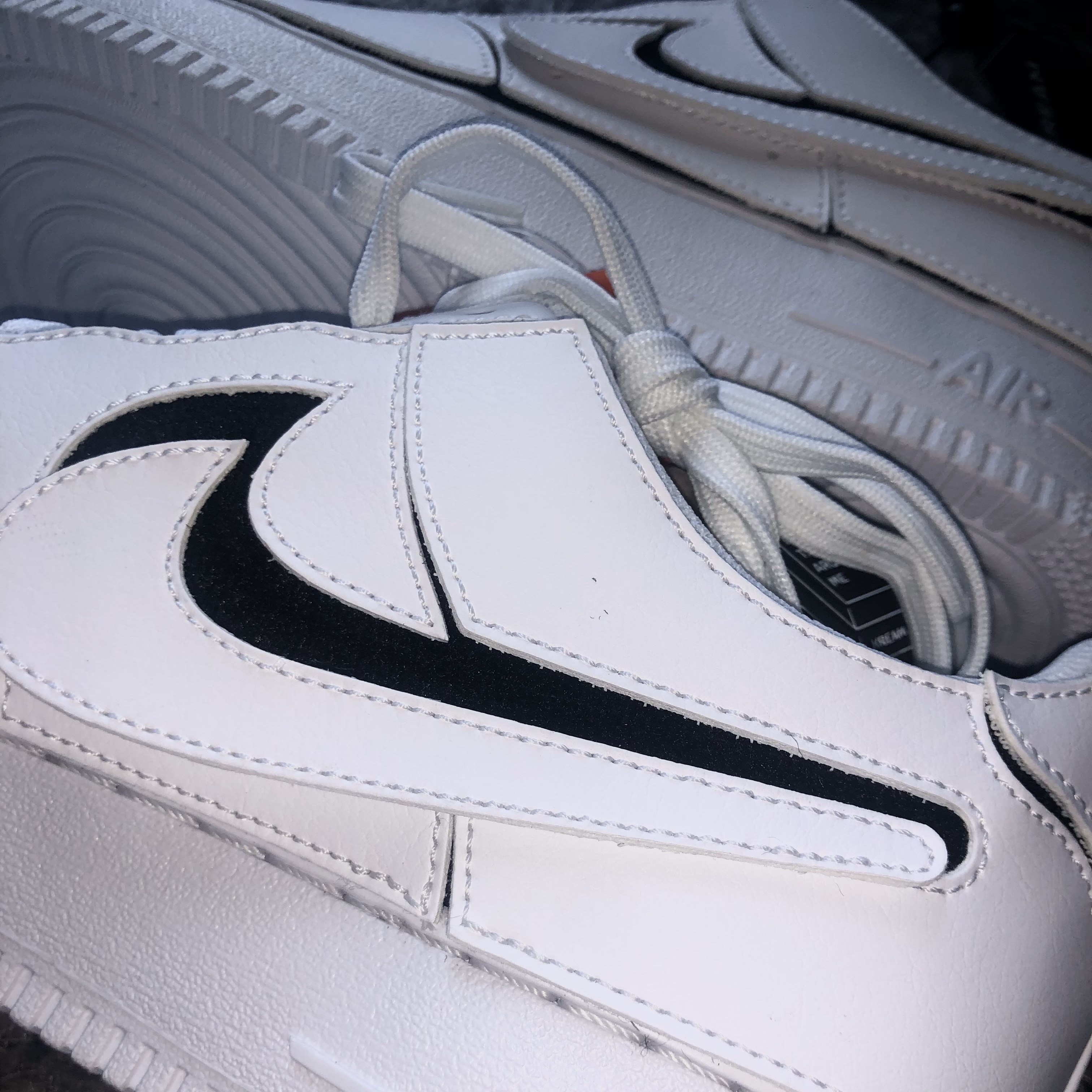 Nike Air Force 1/1 Cosmic Clay 착용 스타일