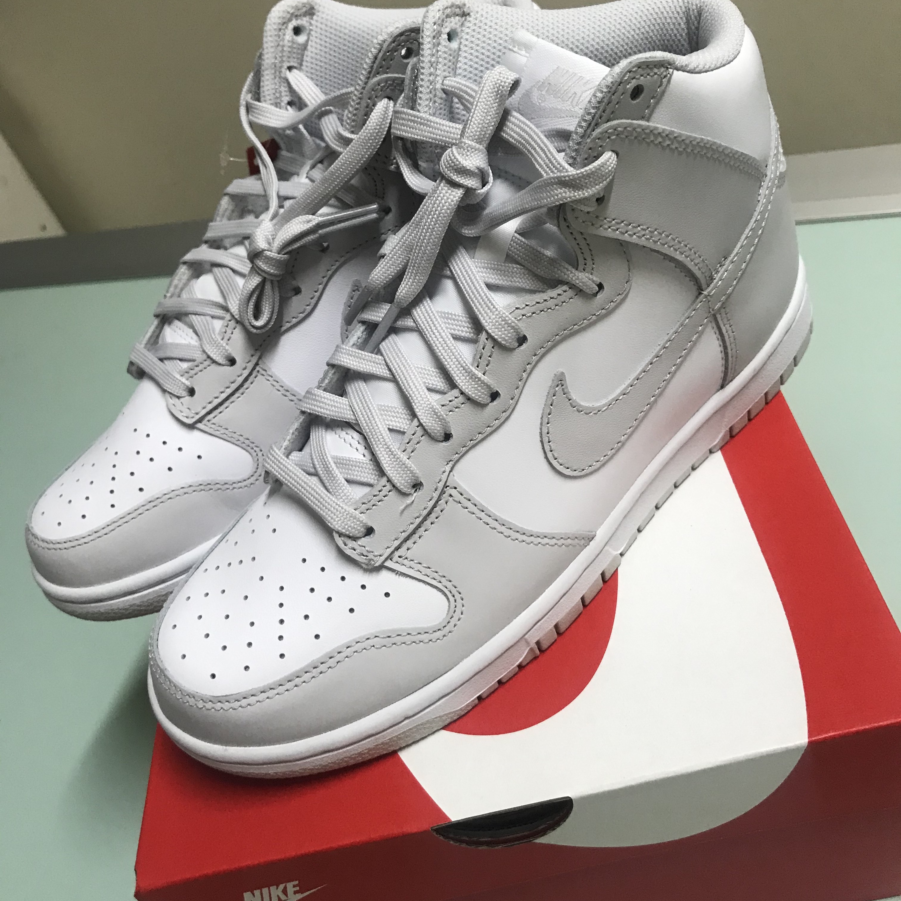Nike Dunk High Retro Vast Grey 착용 스타일