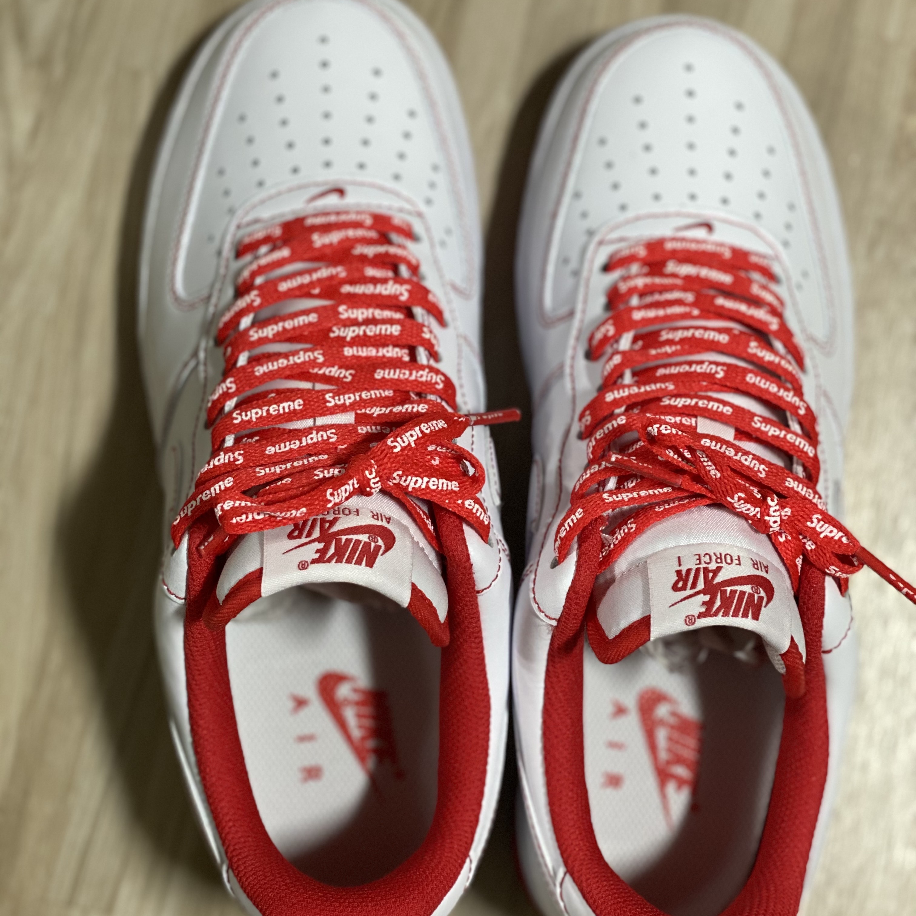 Nike Air Force 1 '07 Stitch Radiant Red 착용 스타일
