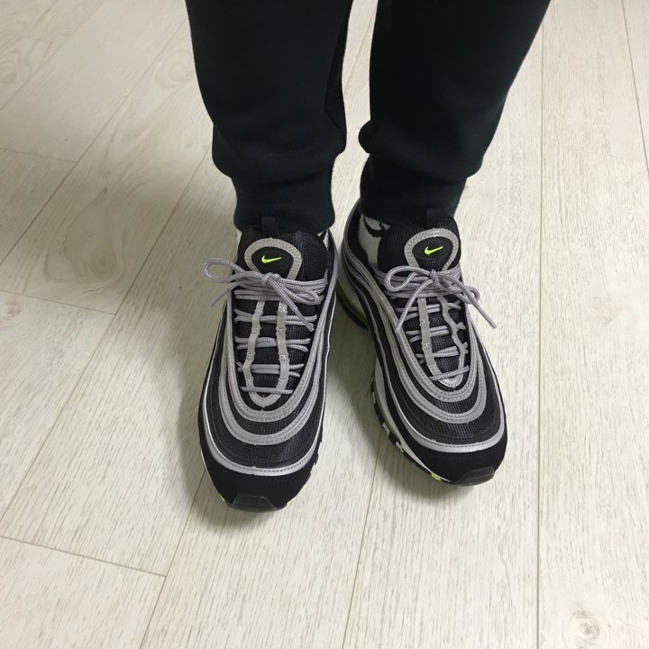 Nike Air Max 97 OG Black Volt Asia 착용 스타일