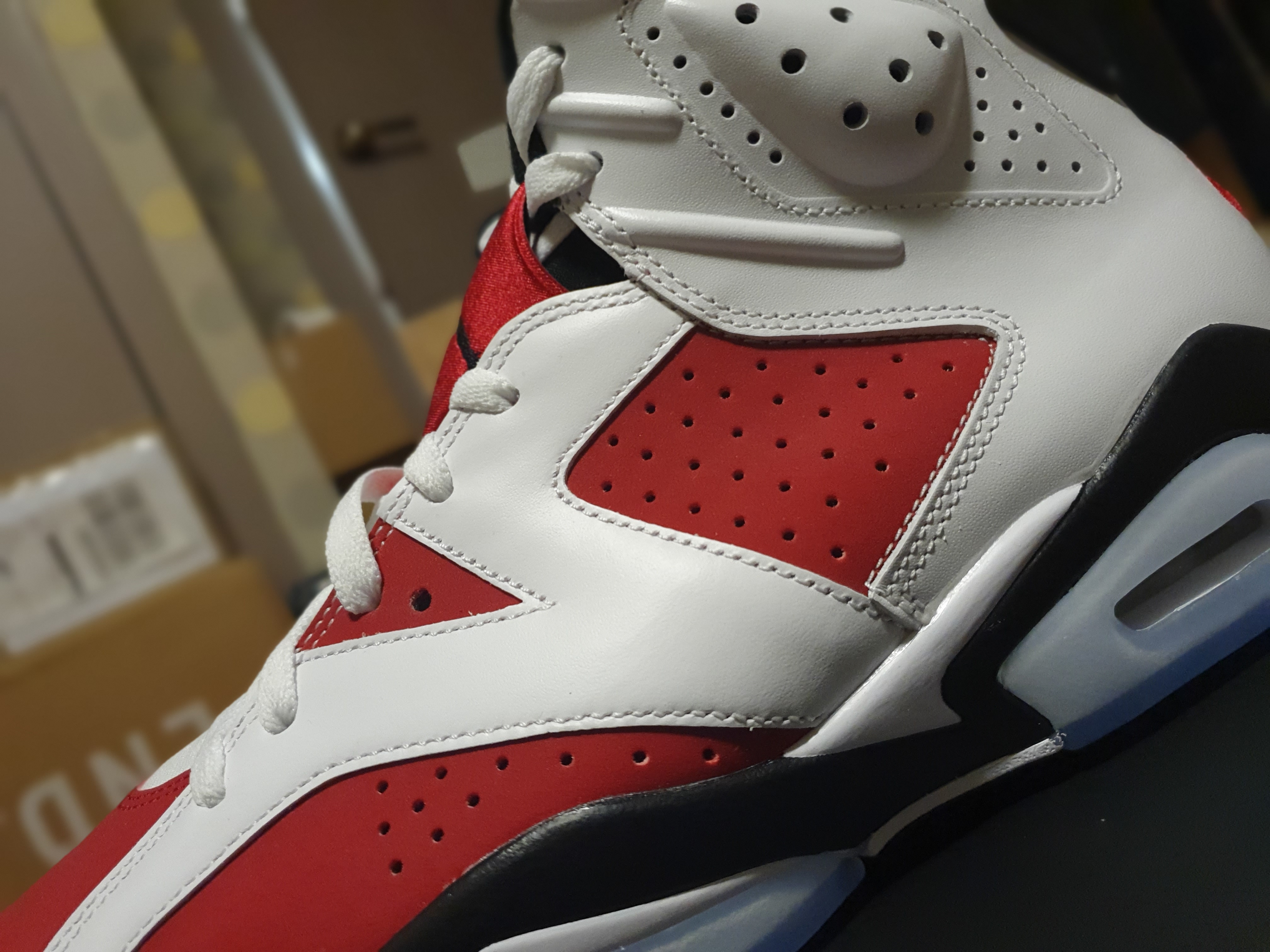 Jordan 6 Retro Carmine 2021 착용 스타일 - 2