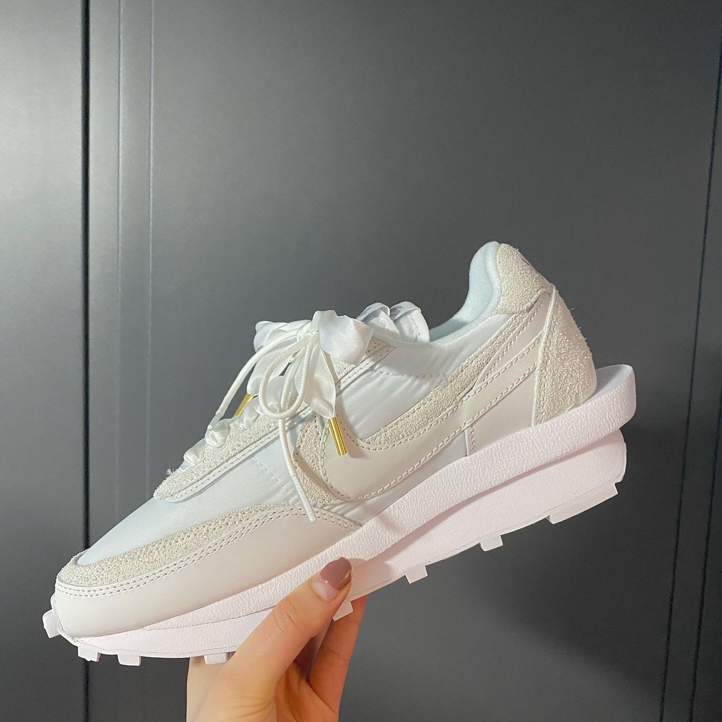 Nike x Sacai LDWaffle White Nylon 착용 스타일 - 1