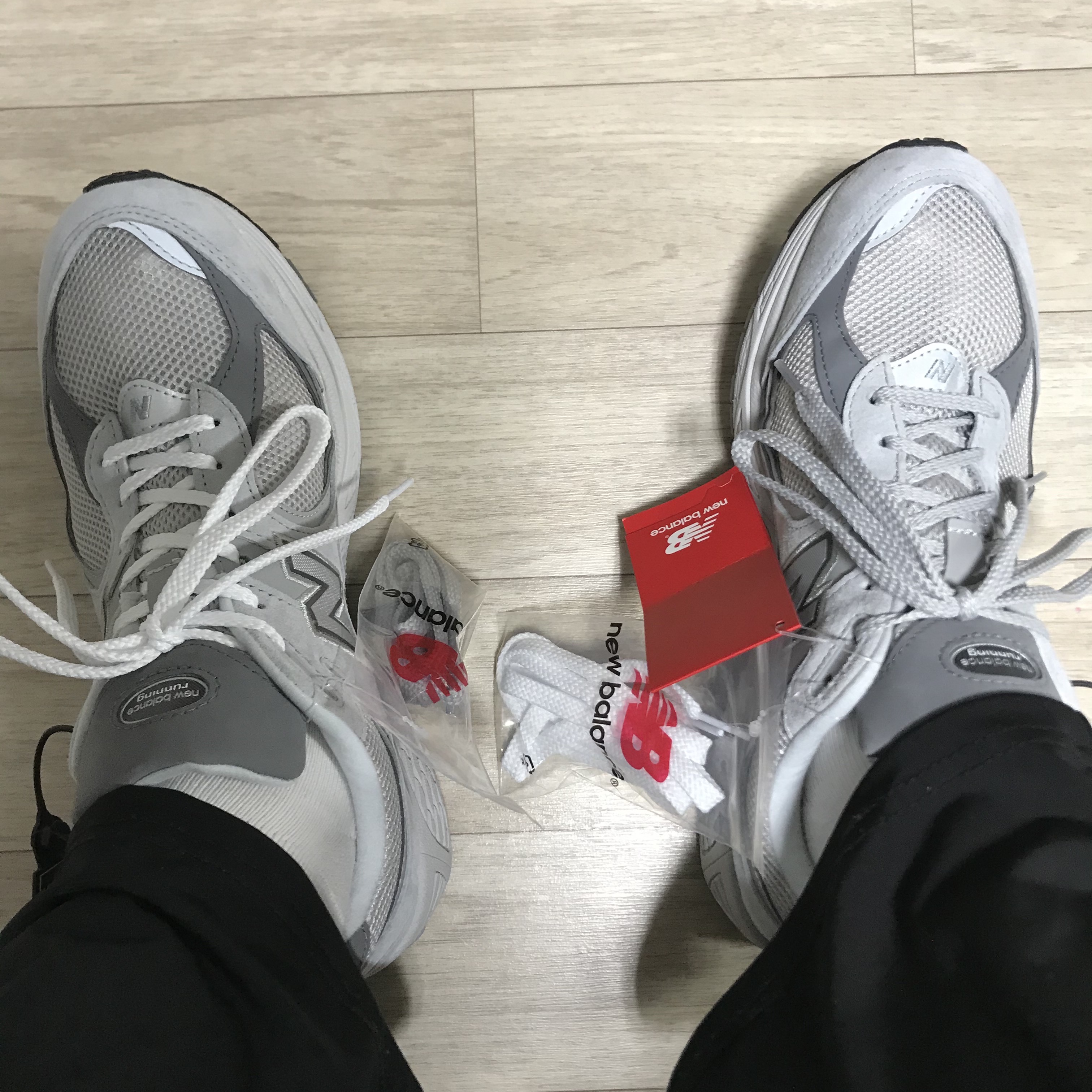 New Balance 2002R T2 Gray 착용 스타일 - 4
