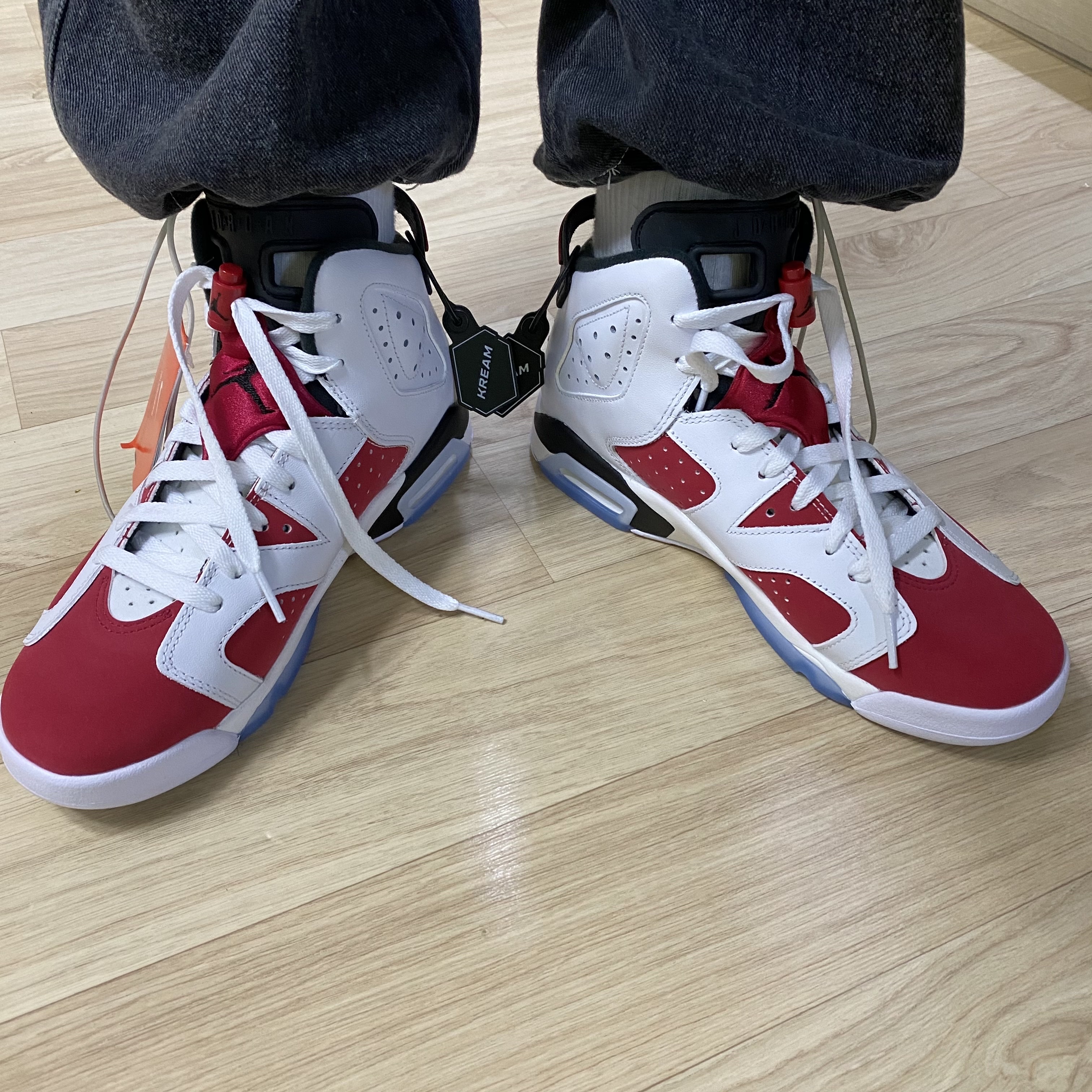 (GS) Jordan 6 Retro Carmine 2021 착용 스타일