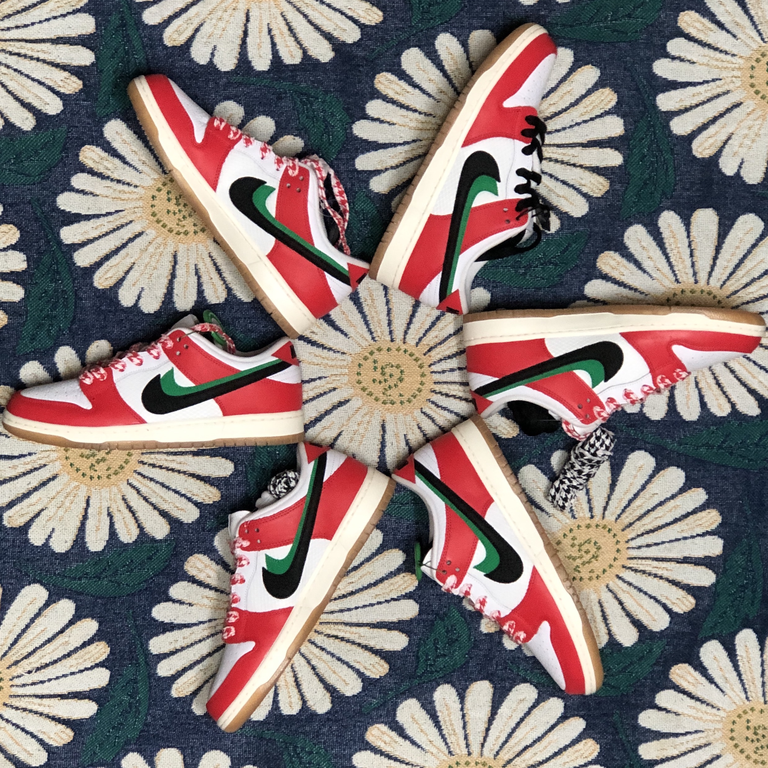 Nike x Frame Skate SB Dunk Low Pro Habibi 착용 스타일