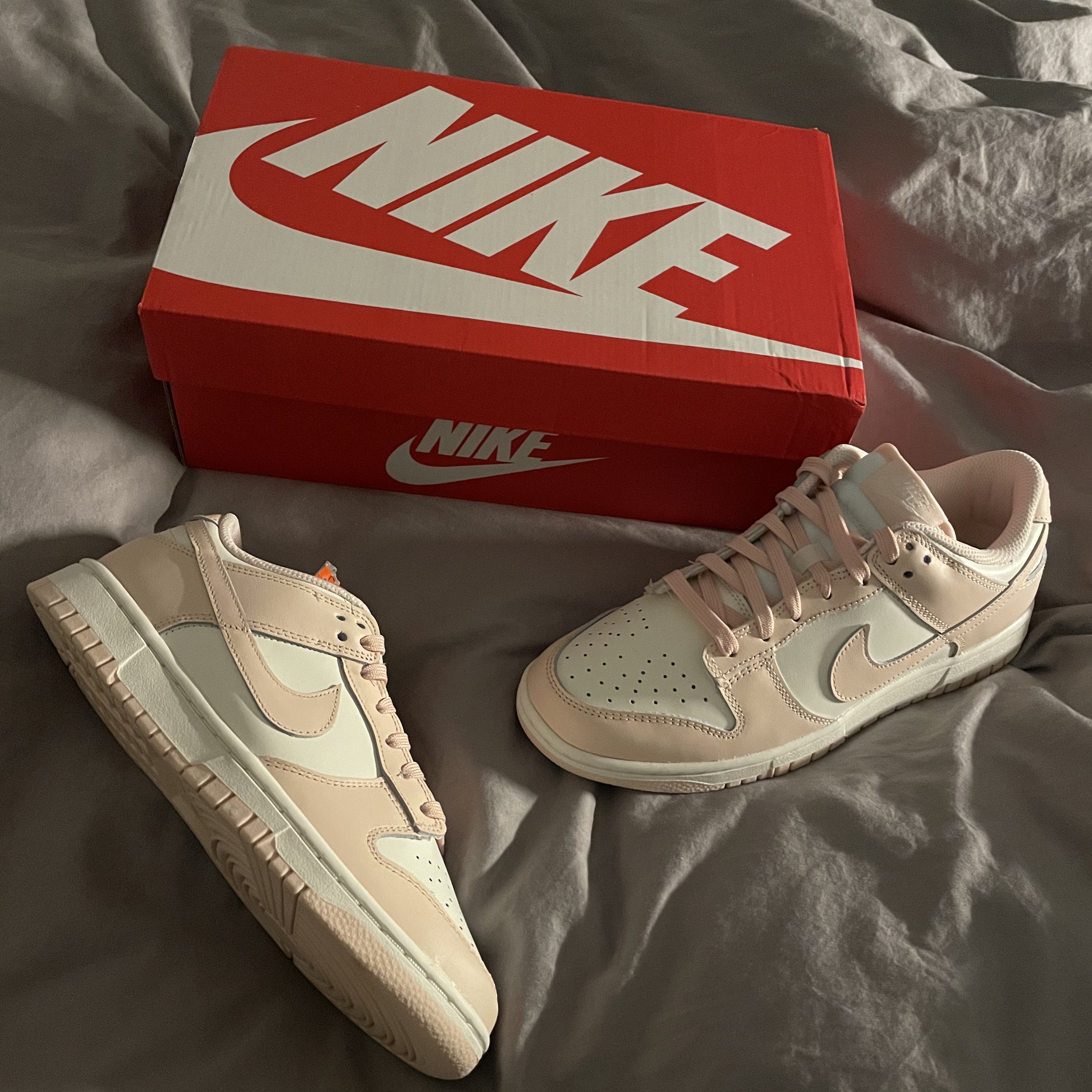 (W) Nike Dunk Low Orange Pearl 착용 스타일