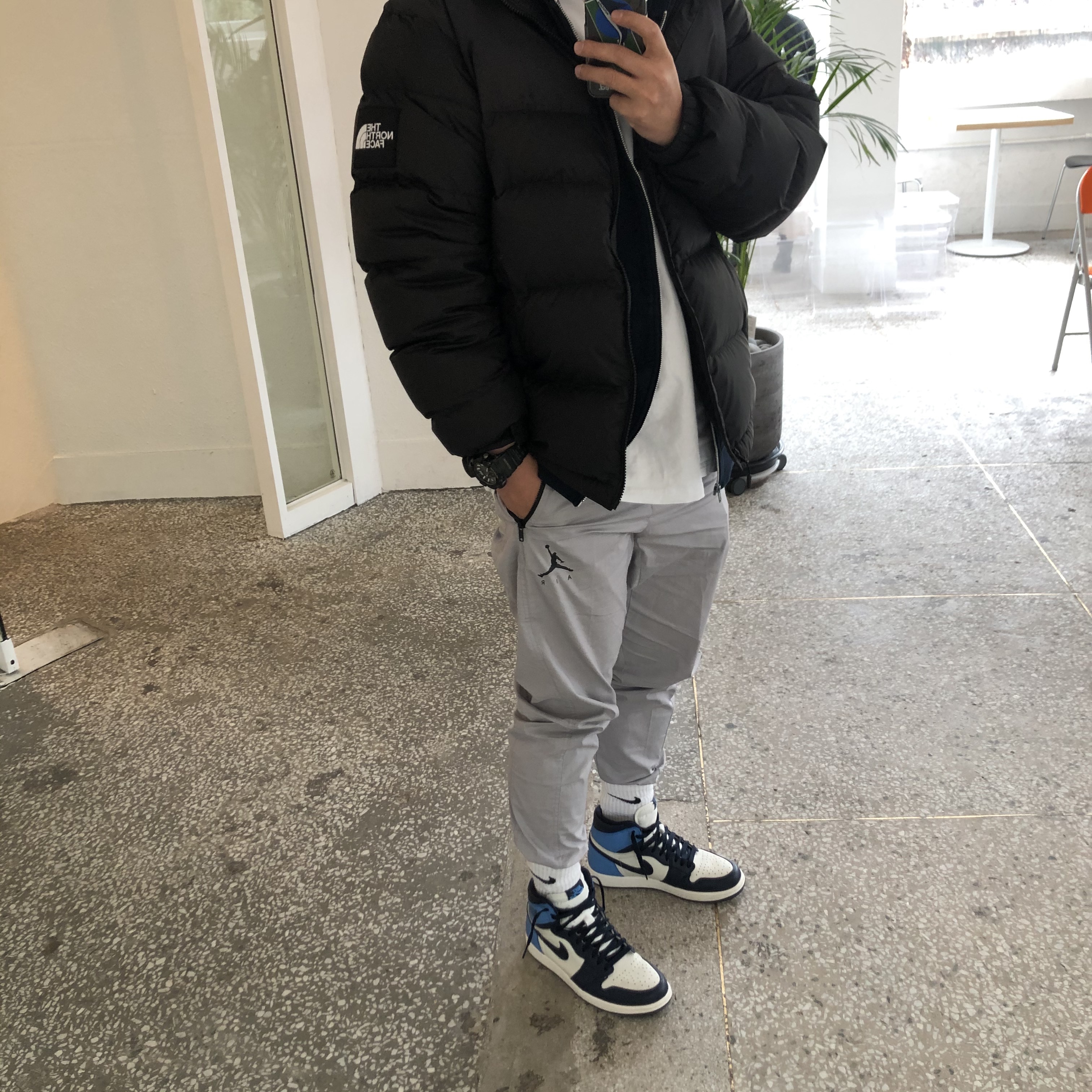 Jordan 1 Retro High Obsidian UNC 착용 스타일